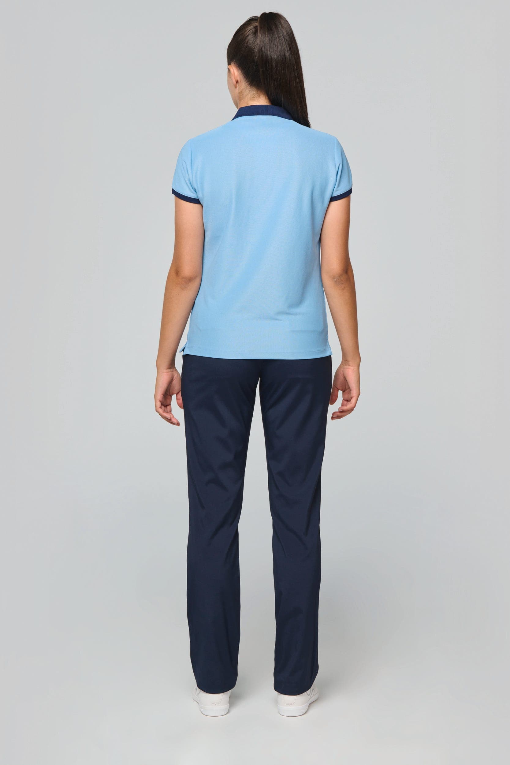 Pantalon femme en situation