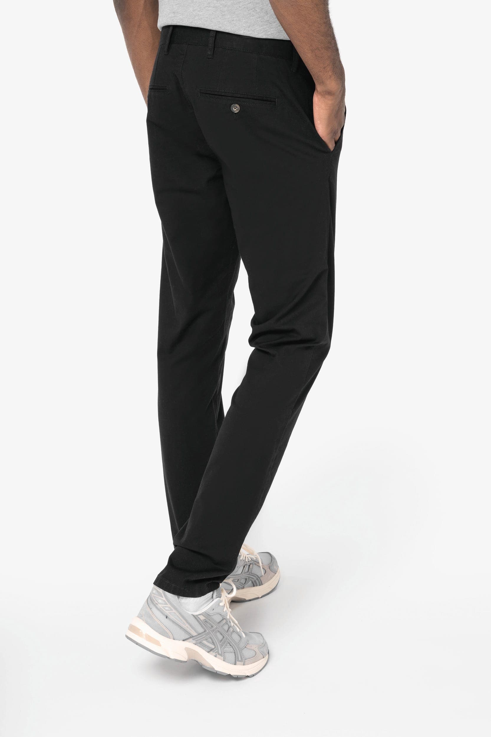 Pantalon chino écoresponsable homme en situation