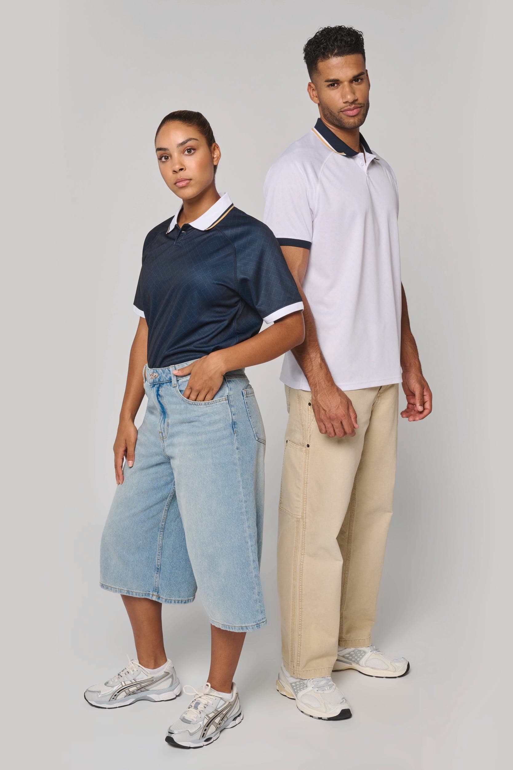 Maillot lifestyle à col polo unisexe en situation