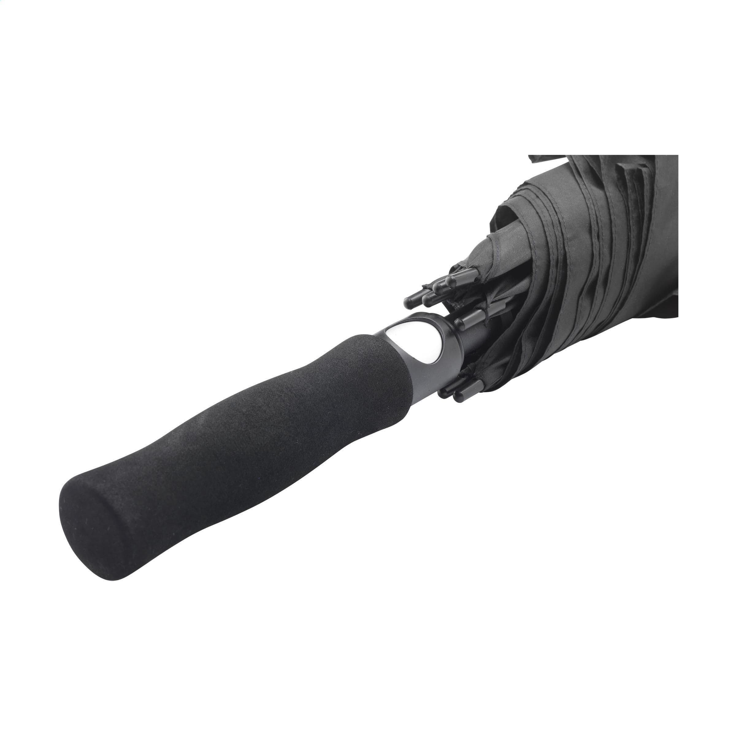 Parapluie Morrison RPET 27 inch en situation