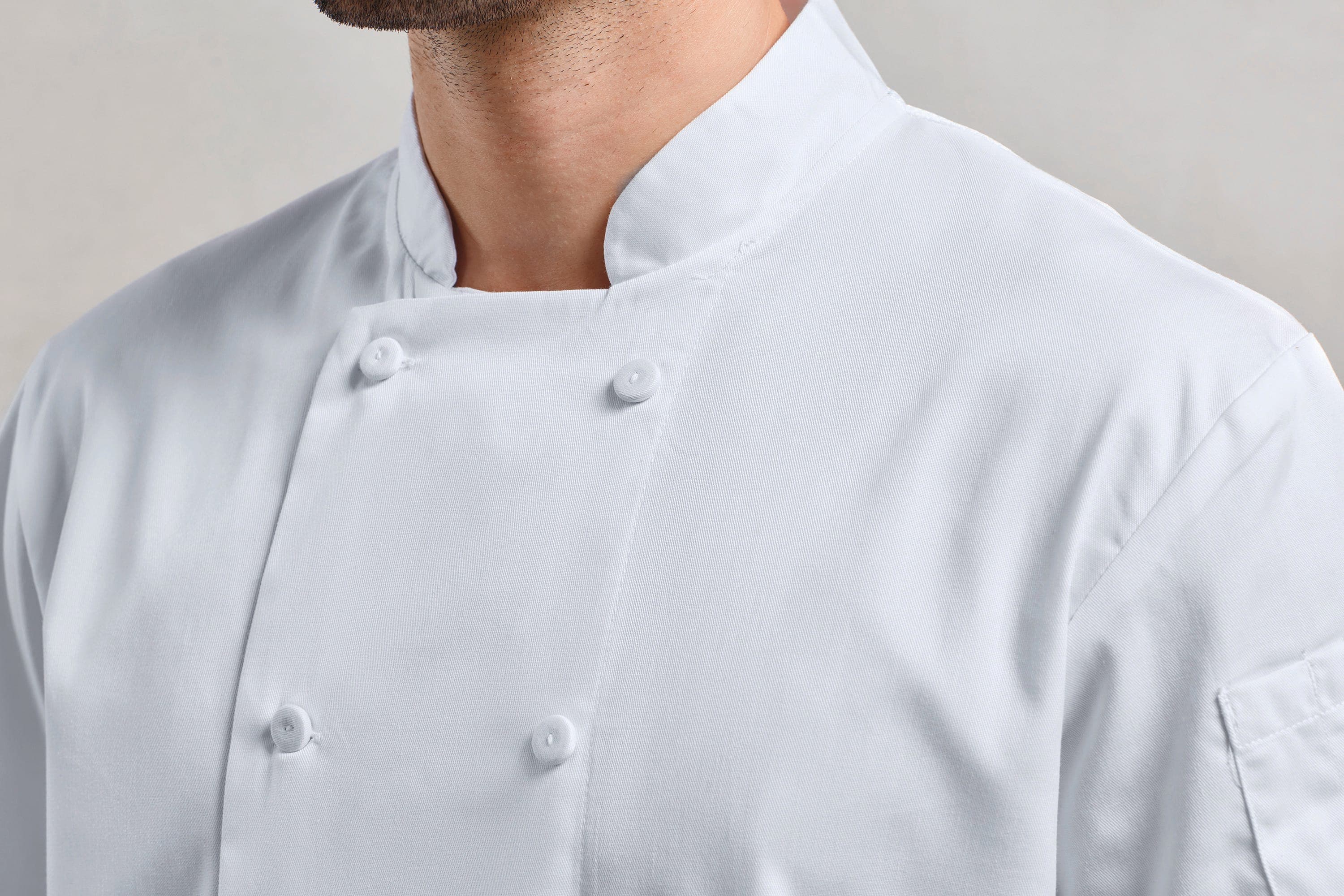 Veste chef cuisinier manches courtes Coolchecker® en situation