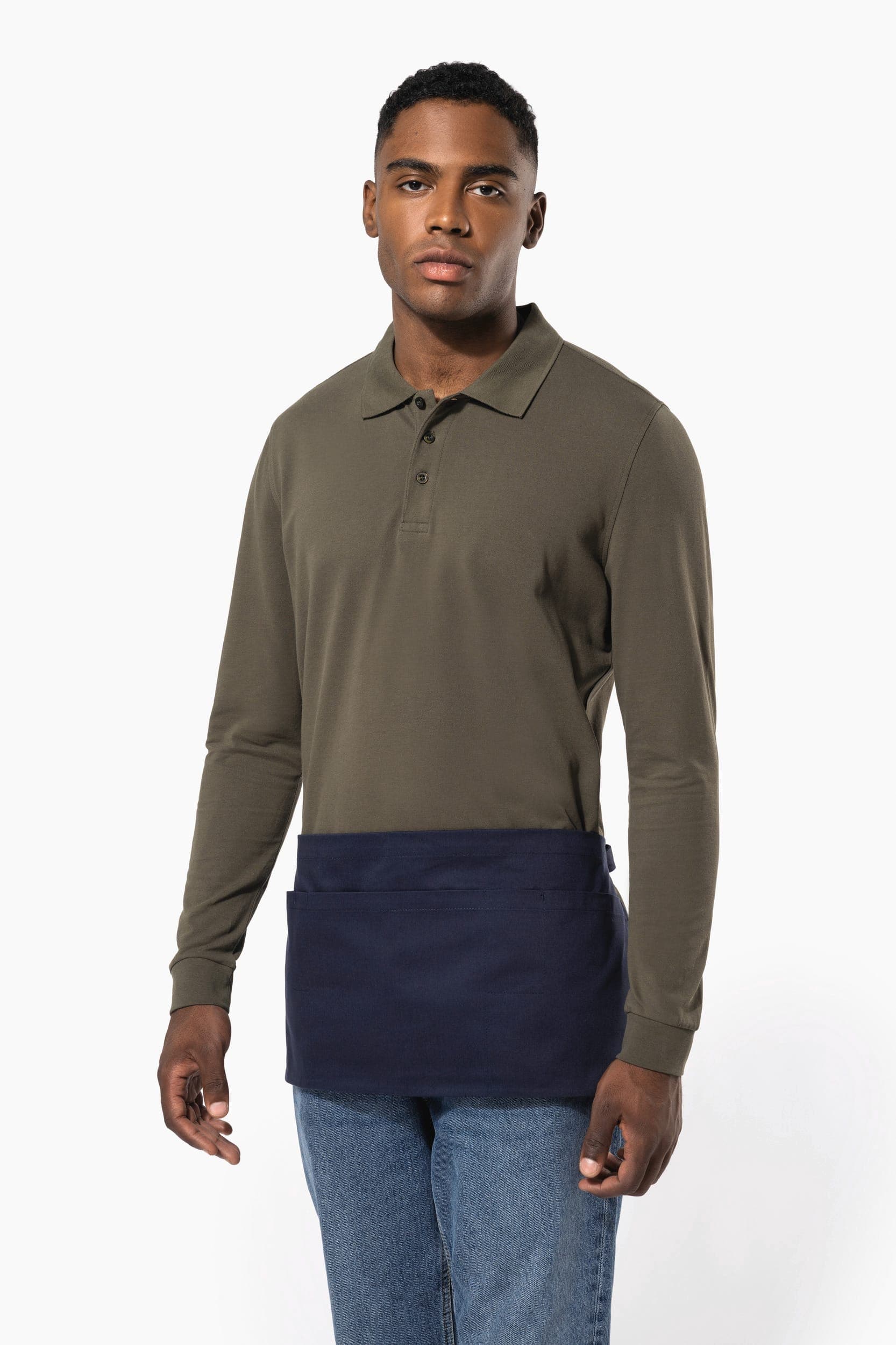 Tablier coton court en situation
