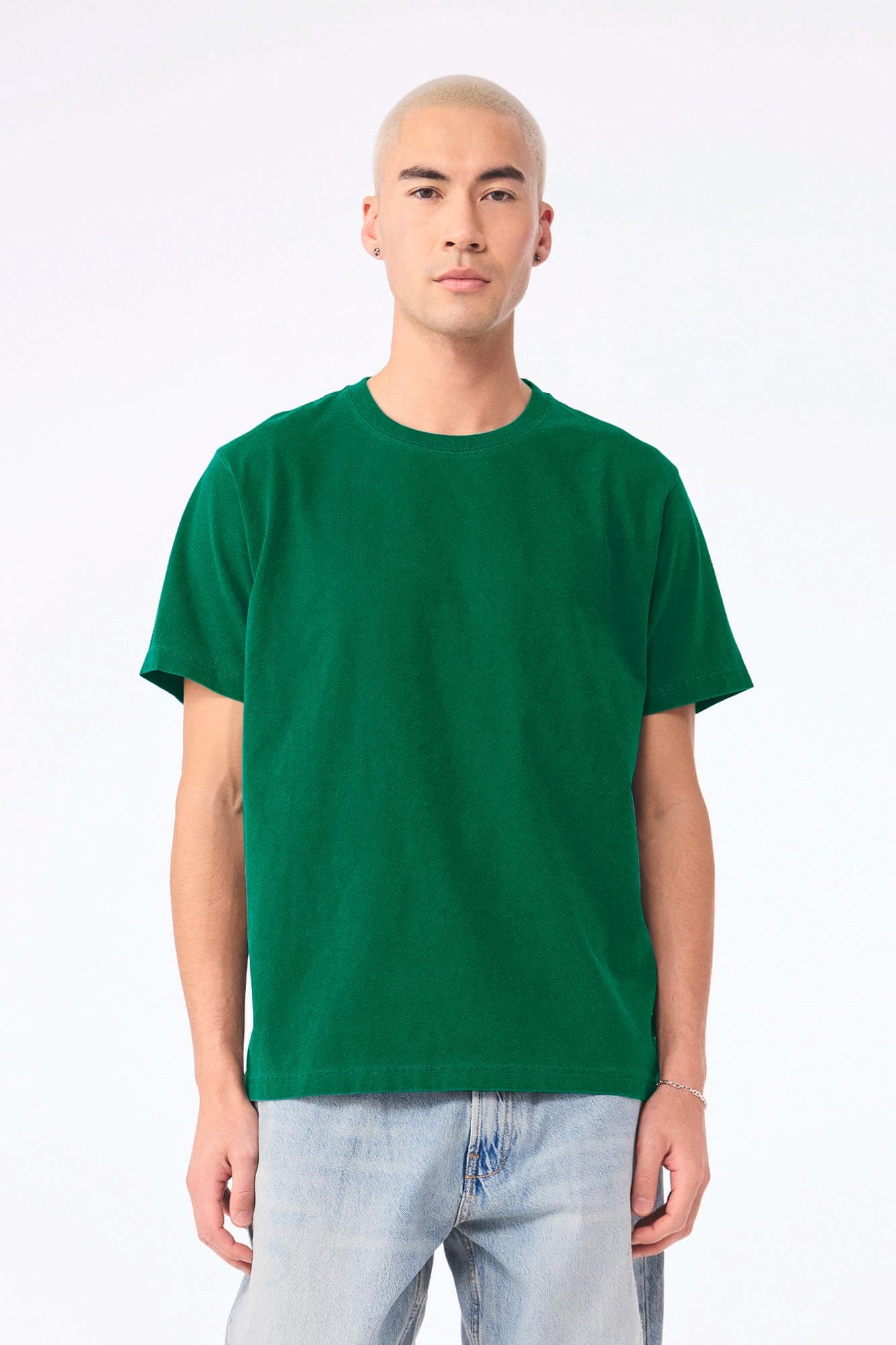 T-shirt délavé épais unisexe en situation