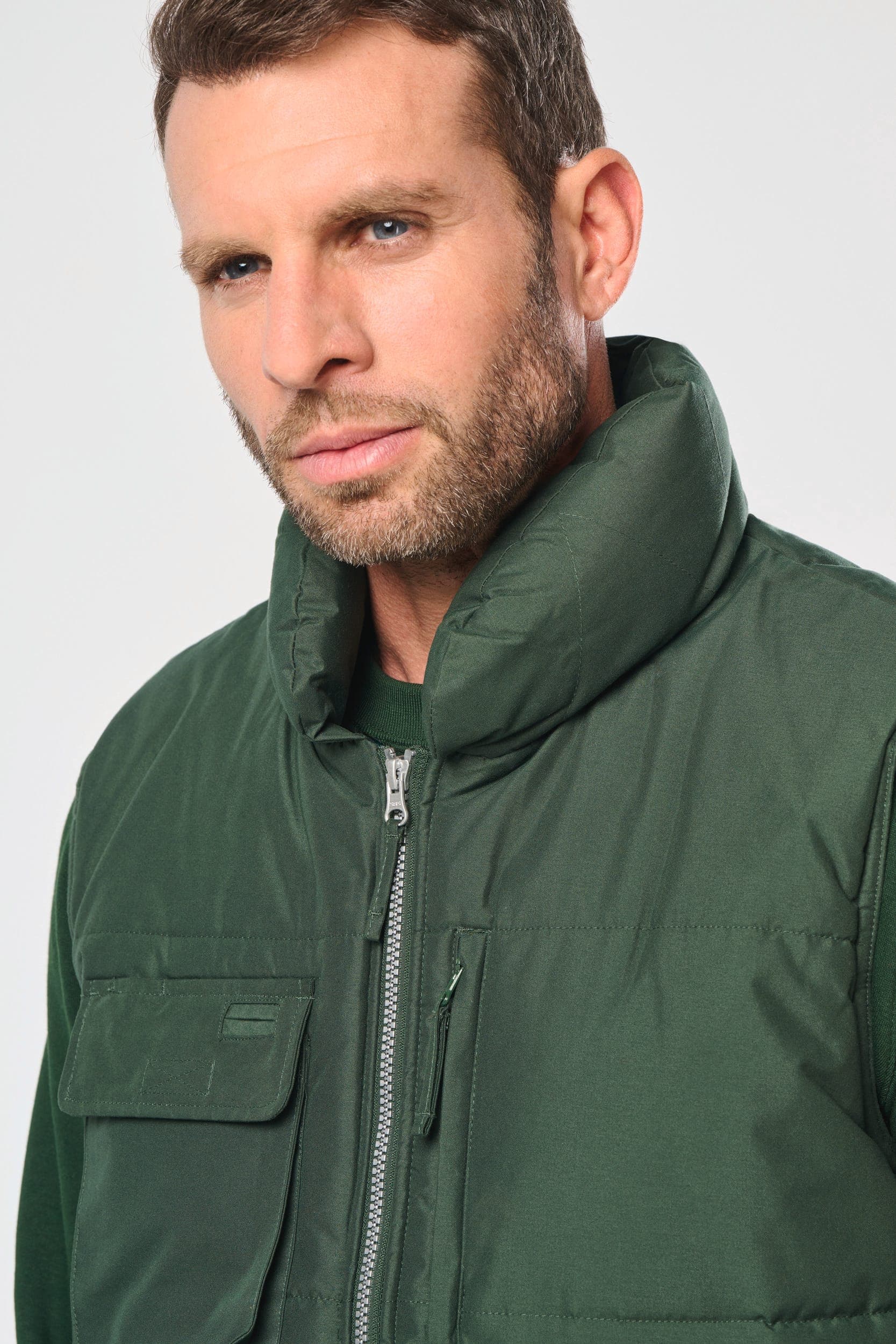 Bodywarmer matelassé homme en situation