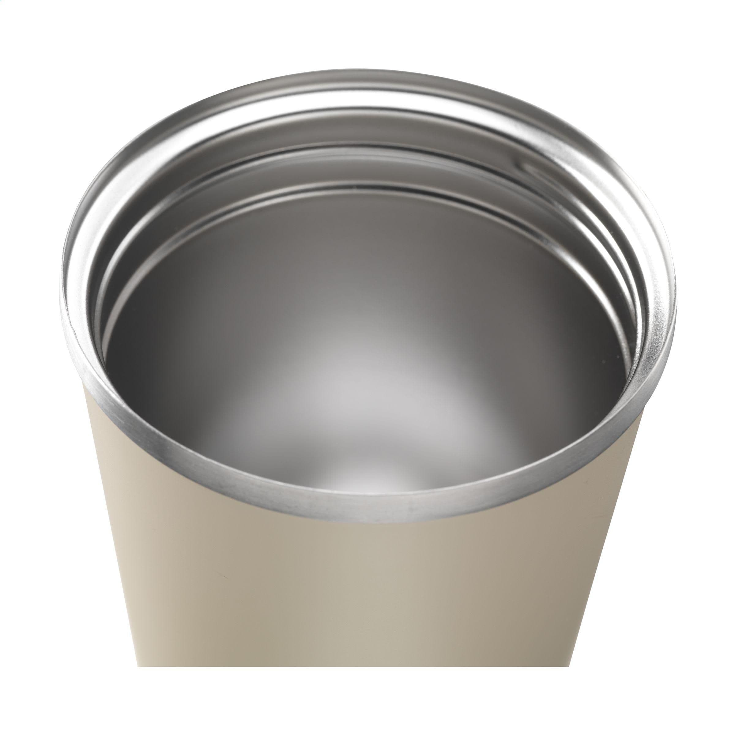 Gobelet isotherme Kaffi RCS recyclé 300 ml en situation