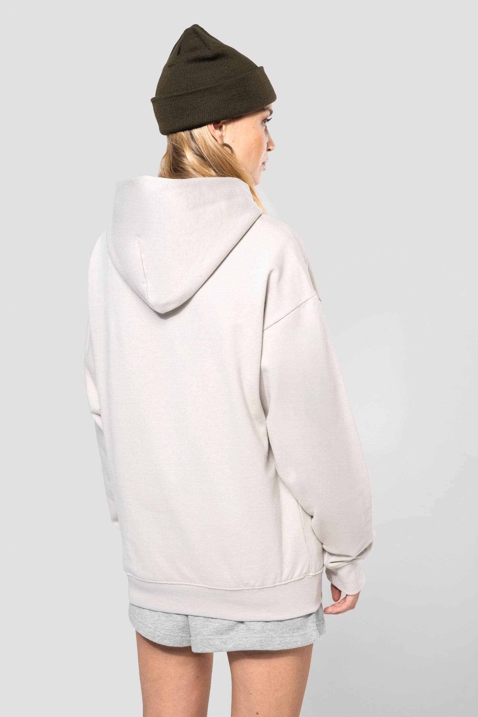 Sweatshirt à capuche molleton oversize unisexe en situation