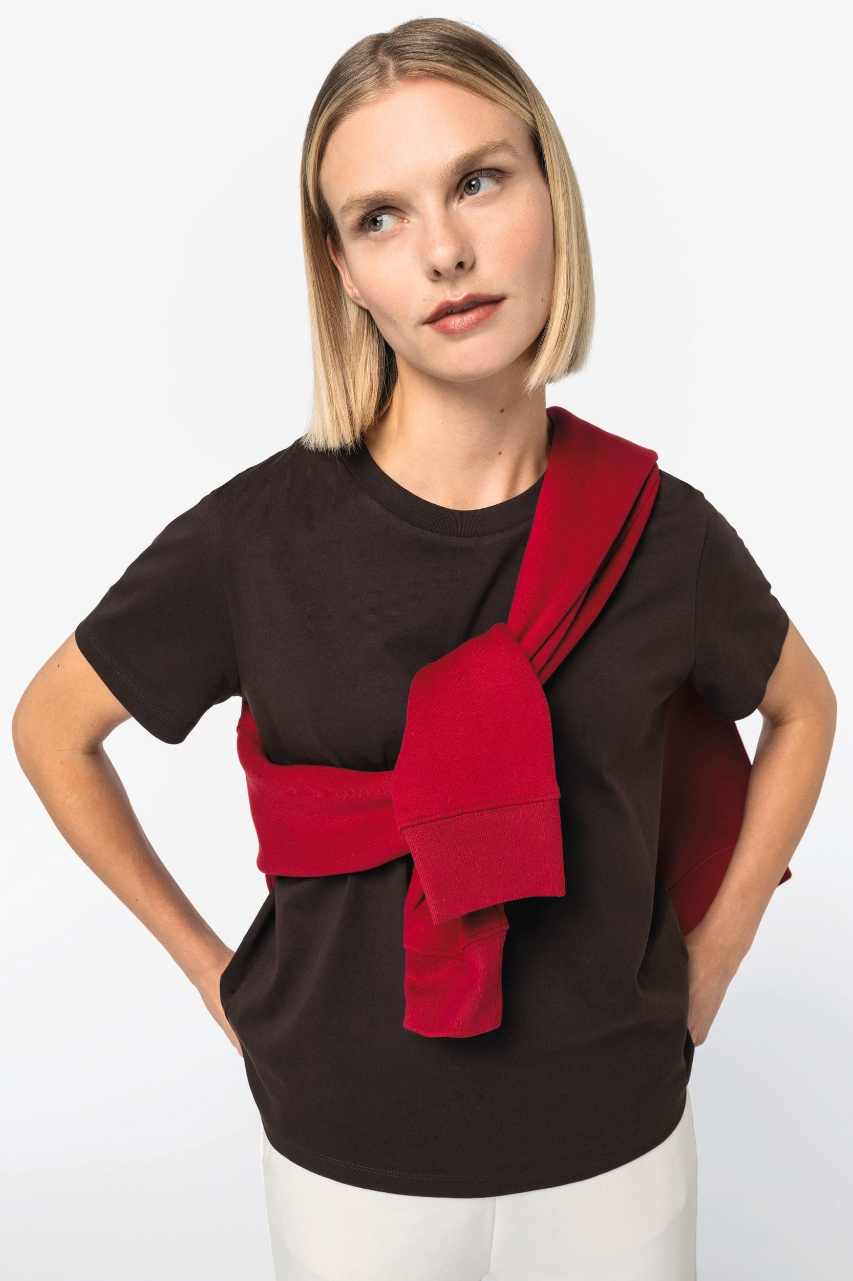 T-shirt écoresponsable femme en situation