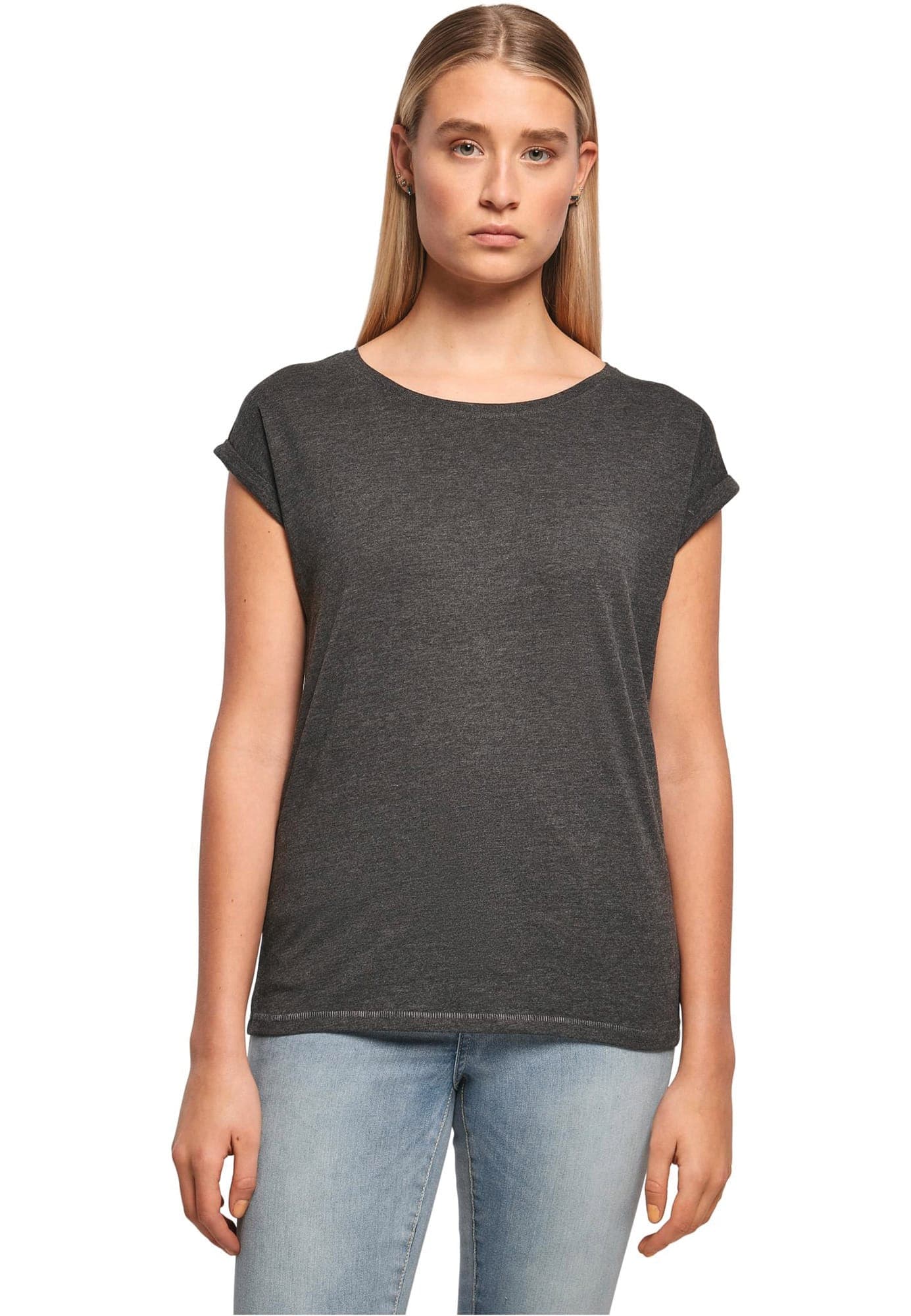 T-shirt manches à revers femme en situation
