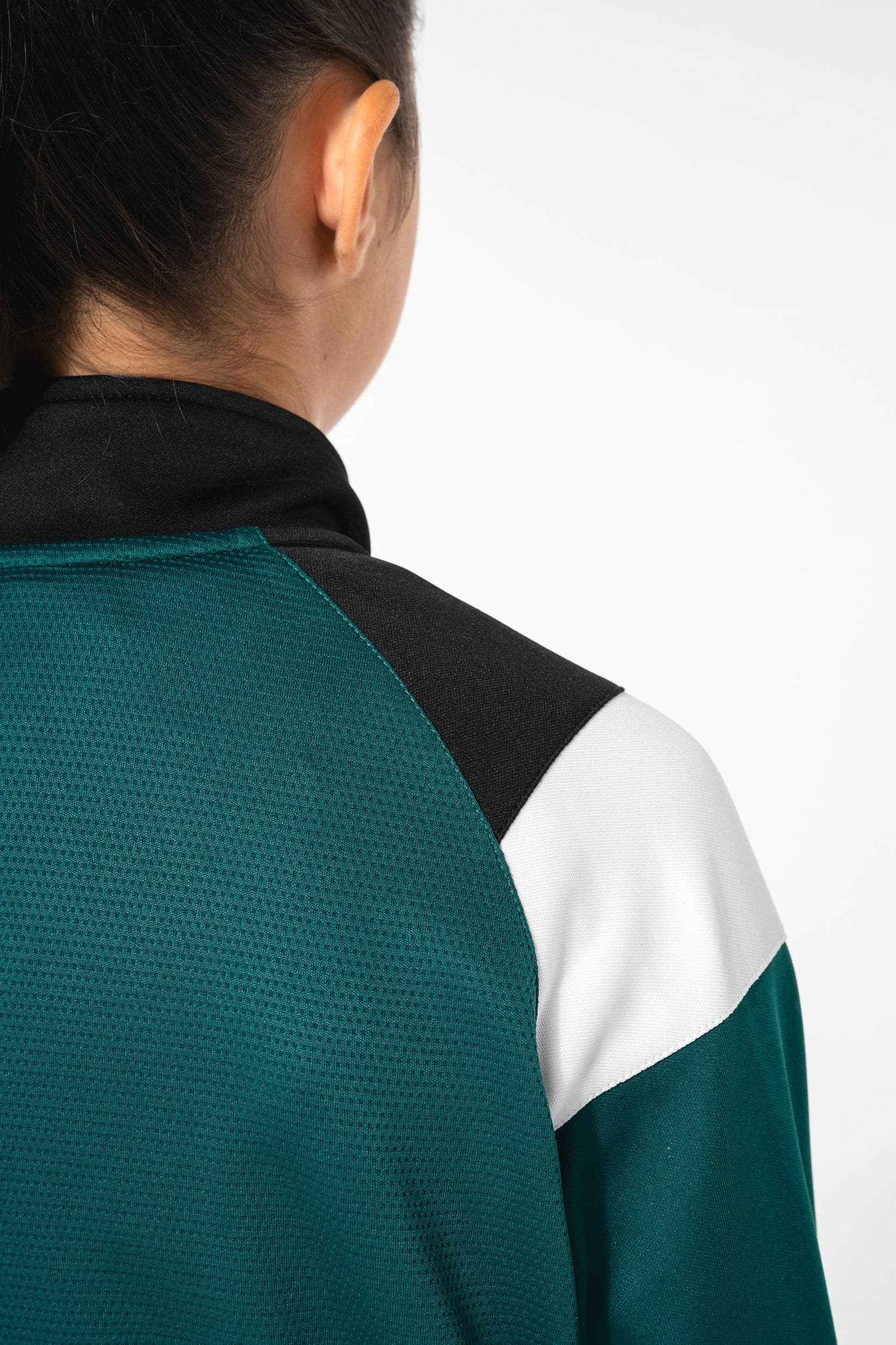 Veste de survêtement zippée enfant en situation
