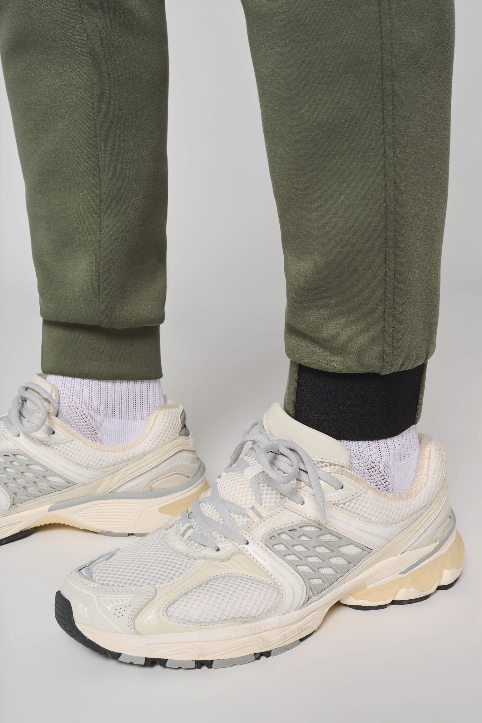 Pantalon performance homme en situation