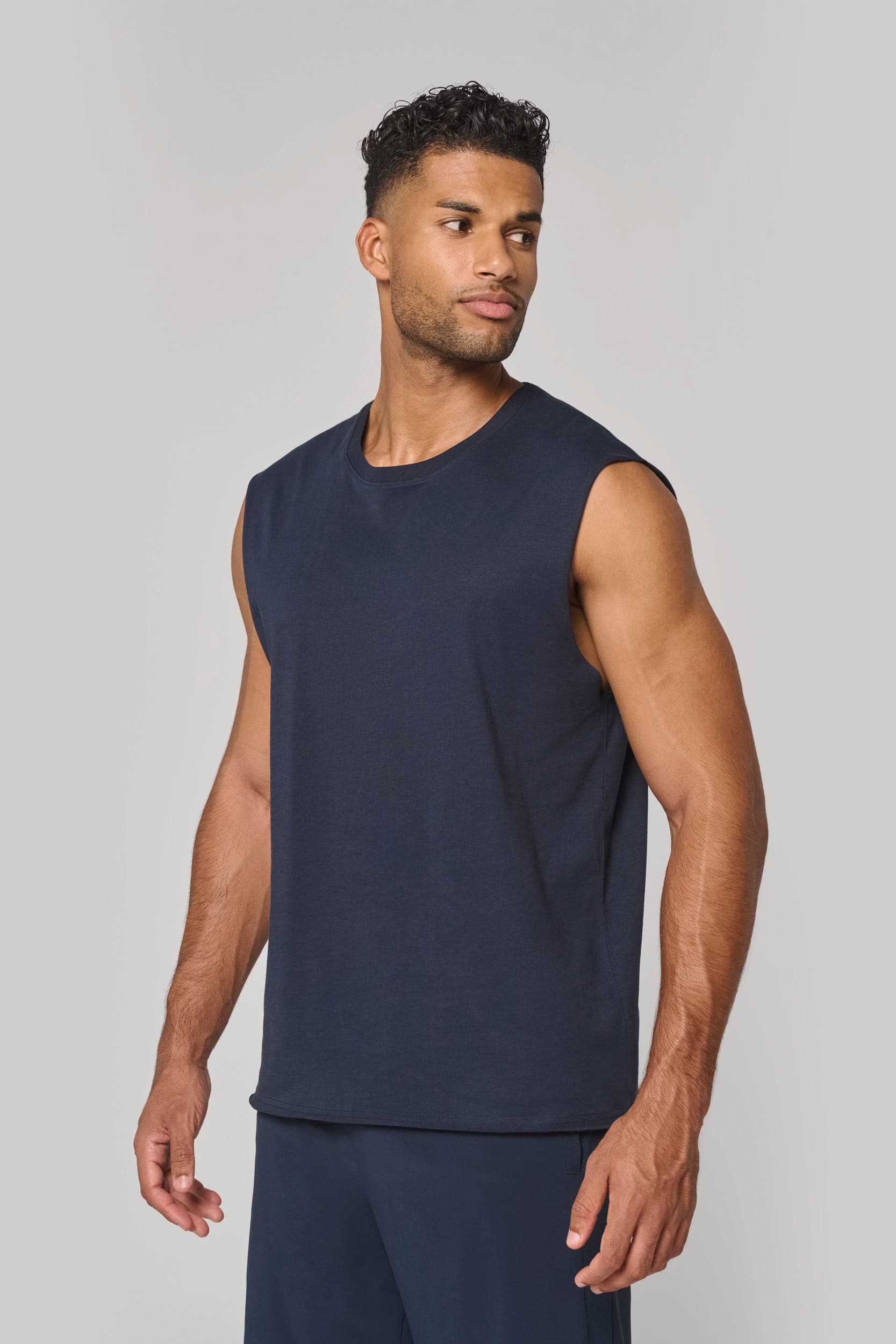T-shirt sans manches 190 unisexe en situation