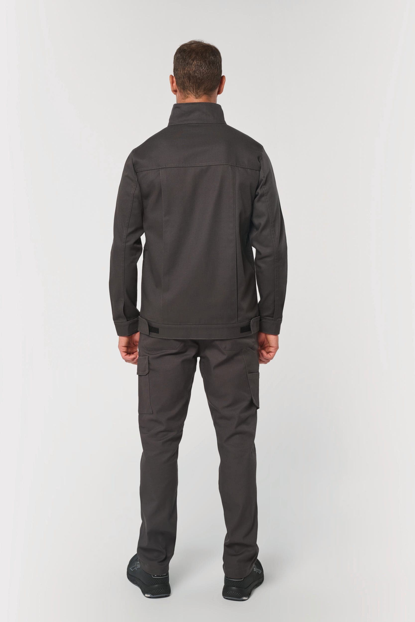 Veste de travail sans métal unisexe en situation