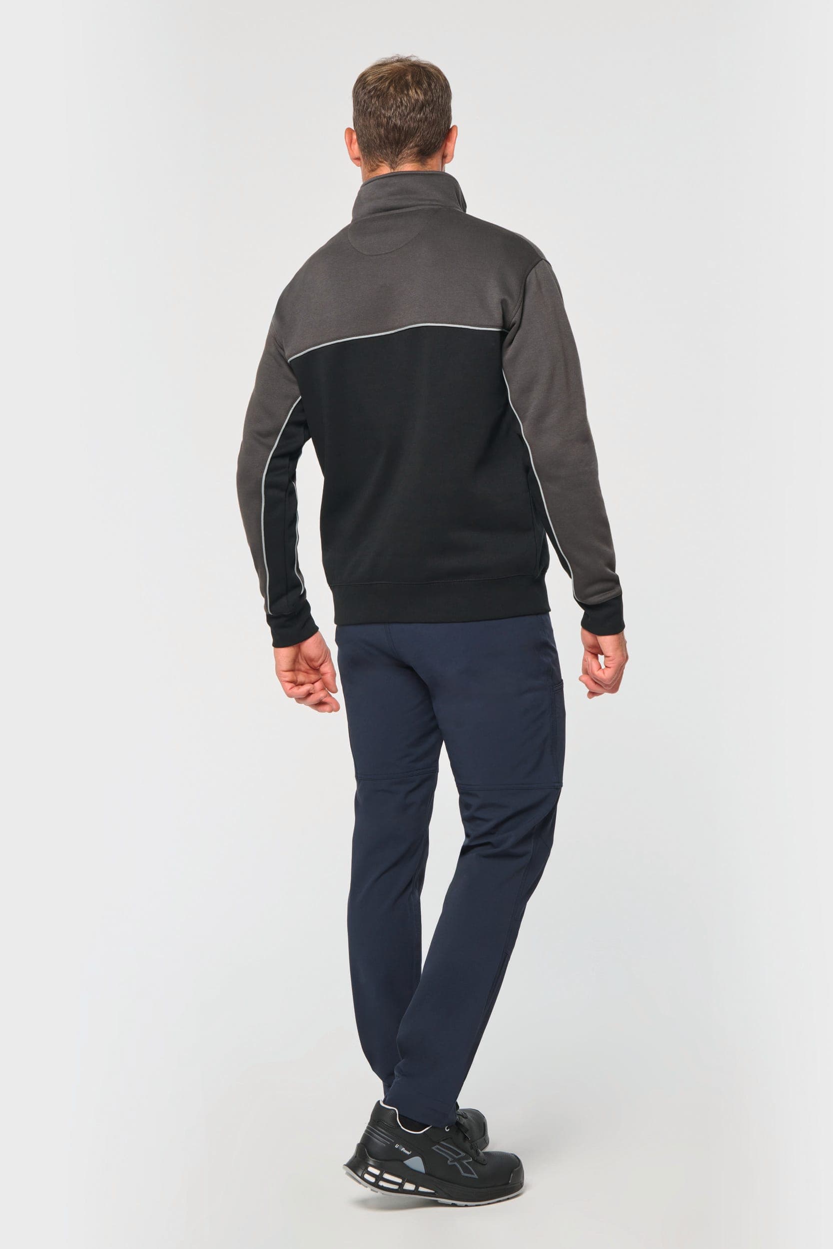 Pantalon recyclé stretch homme en situation