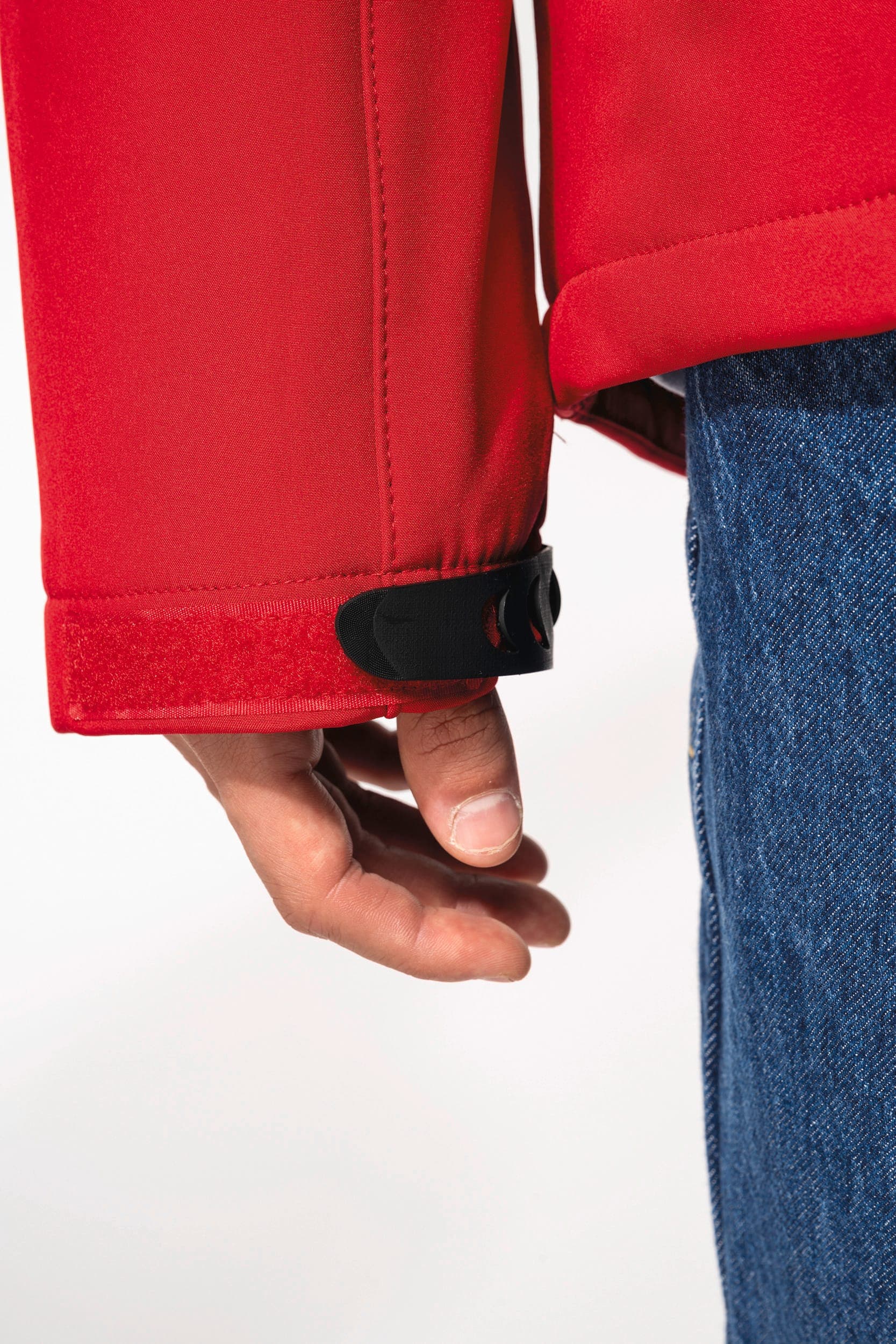 Parka softshell doublée capuche homme en situation