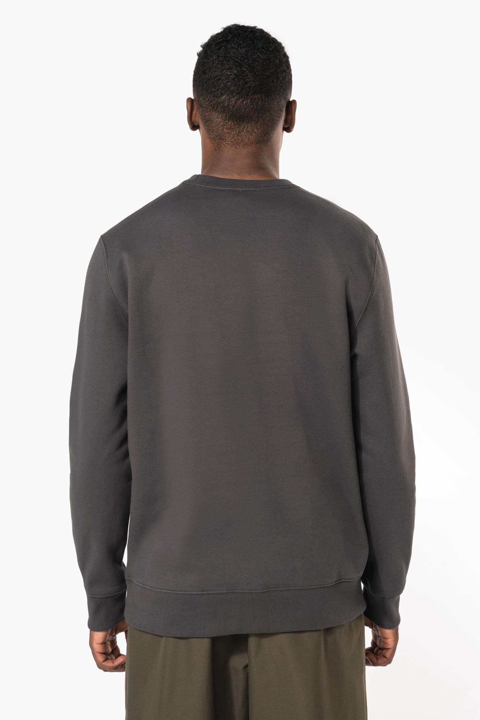 Sweat-shirt col rond unisexe en situation