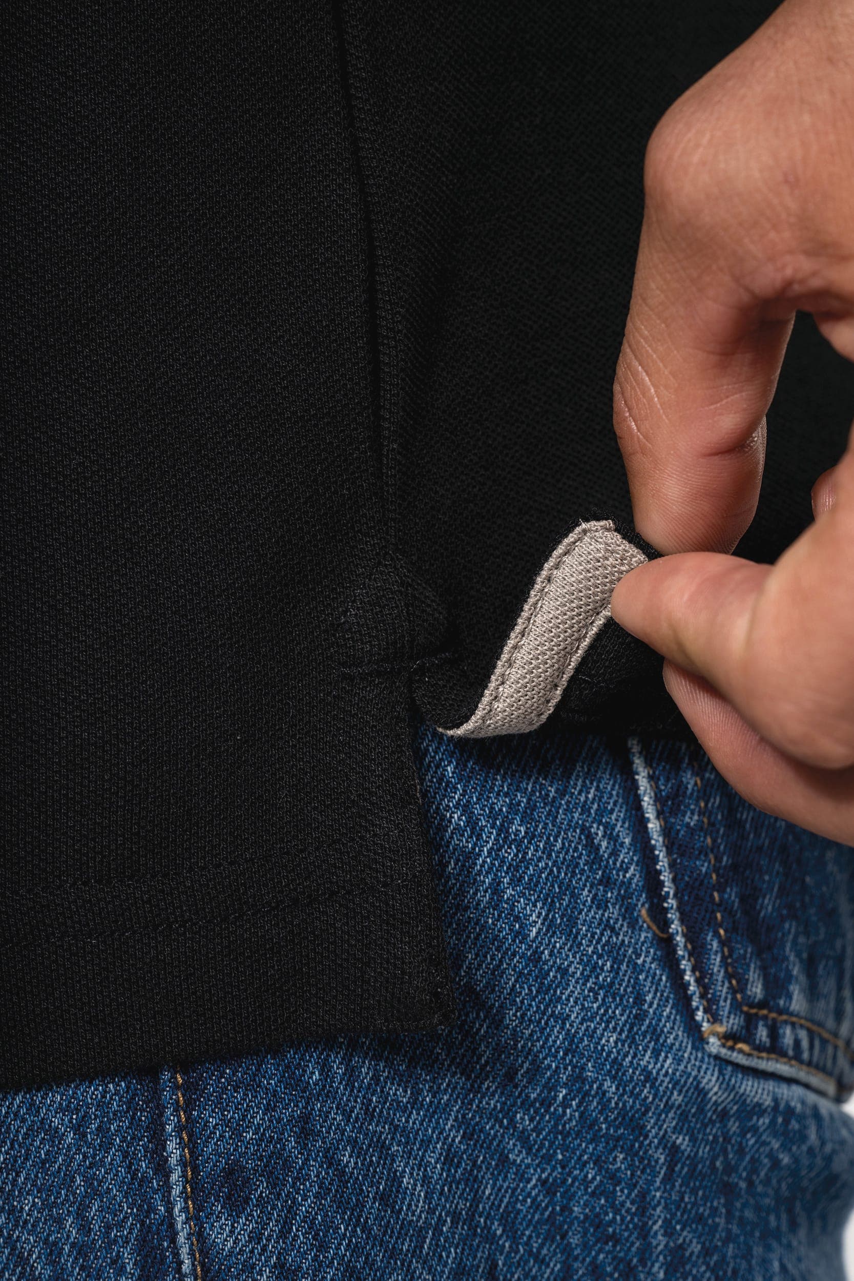 Polo maille piquée manches longues homme en situation