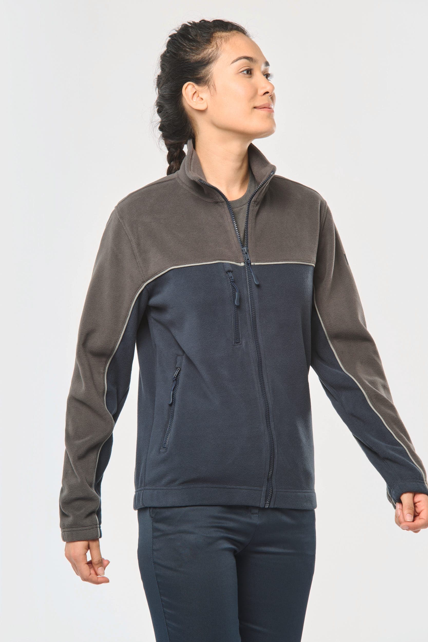 Veste micropolaire bicolore écoresponsable unisexe en situation