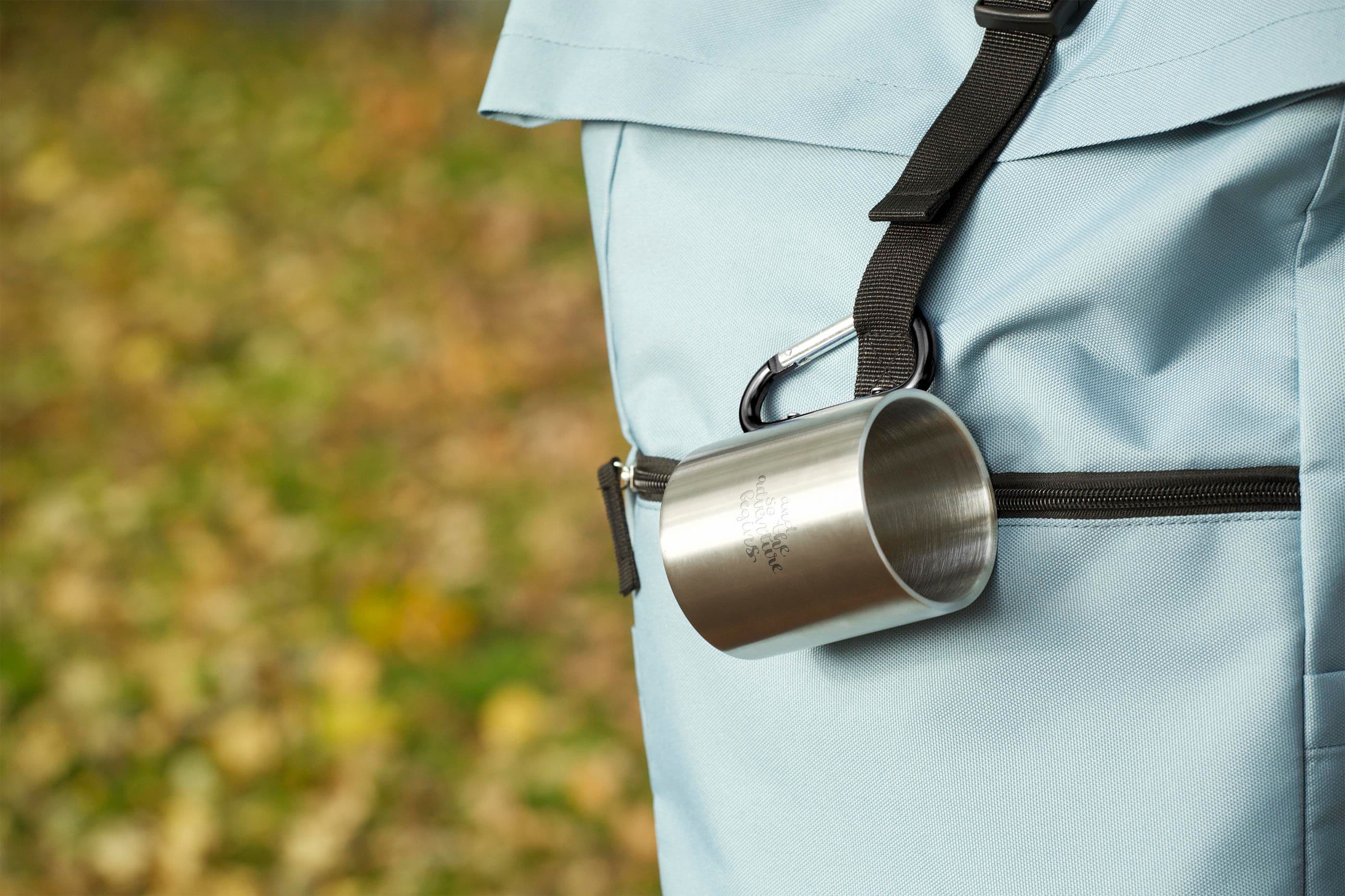 Mug d'extérieur Carabiner RCS 220 ml en situation