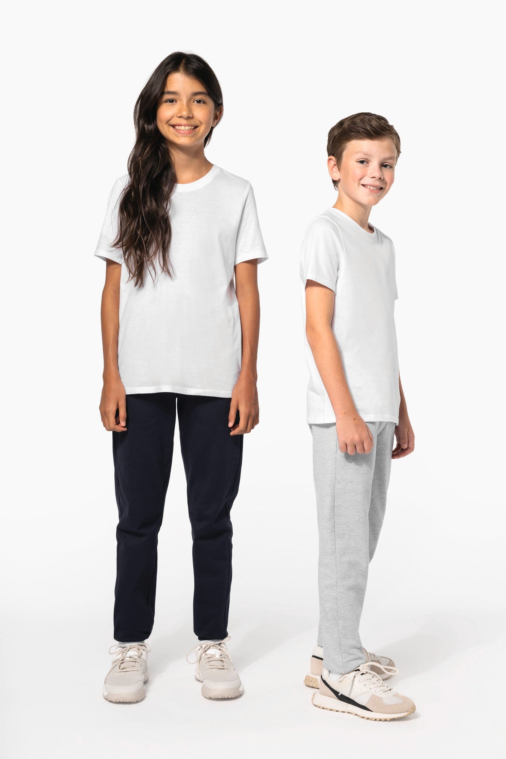 Pantalon molleton enfant en situation