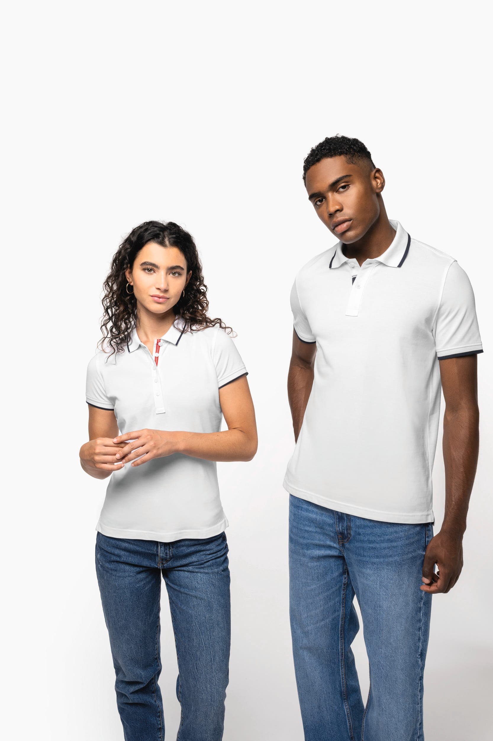 Polo maille piquée manches courtes femme en situation