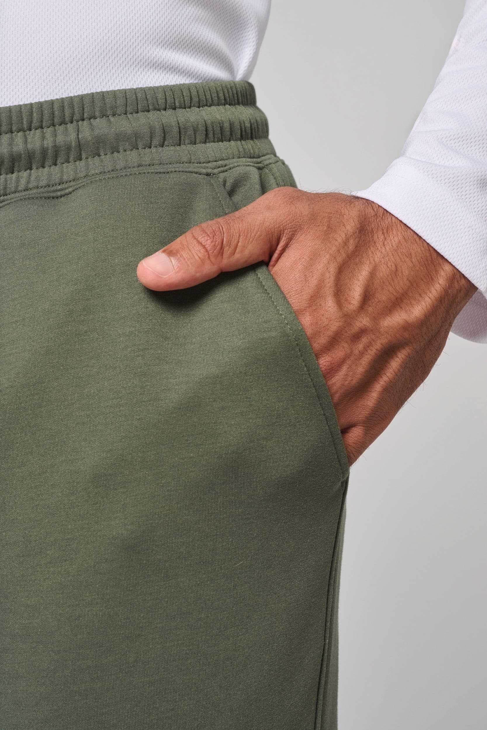 Pantalon performance homme en situation