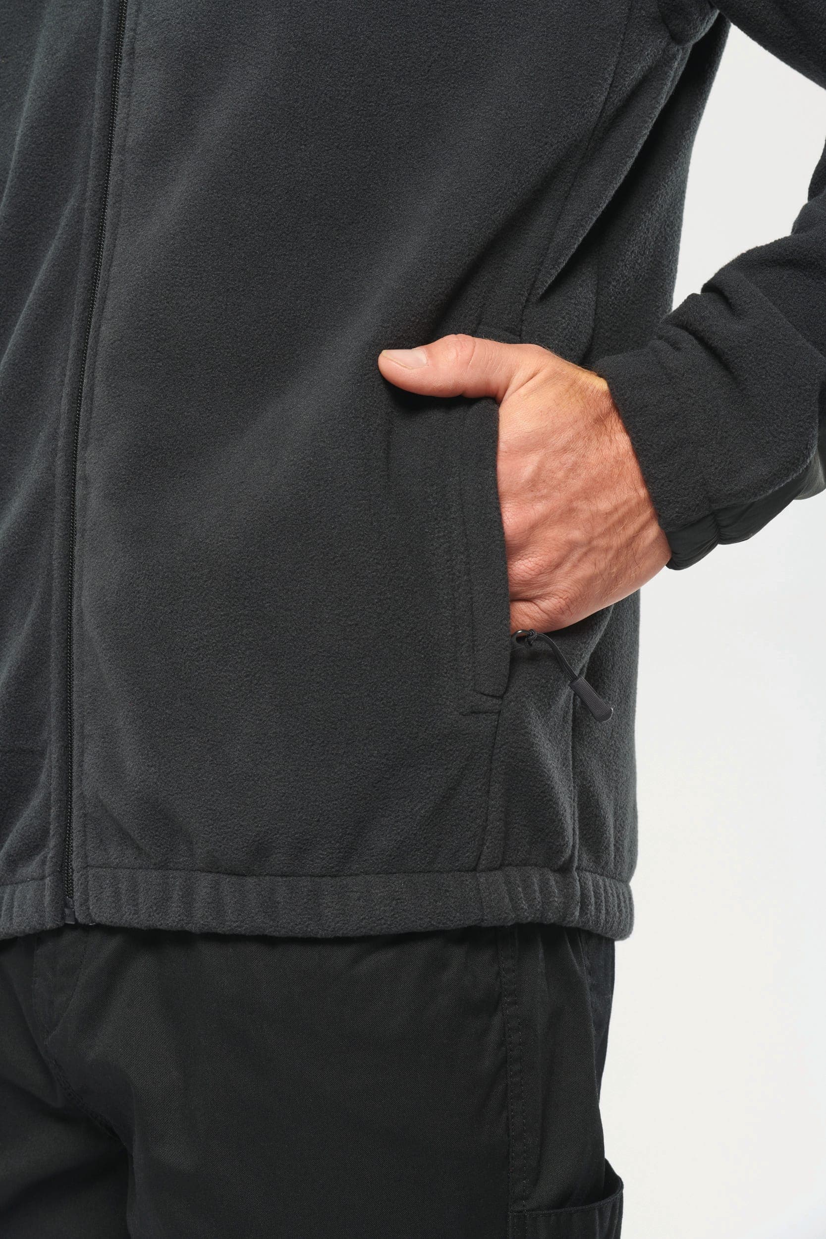 Veste polaire manches amovibles homme en situation