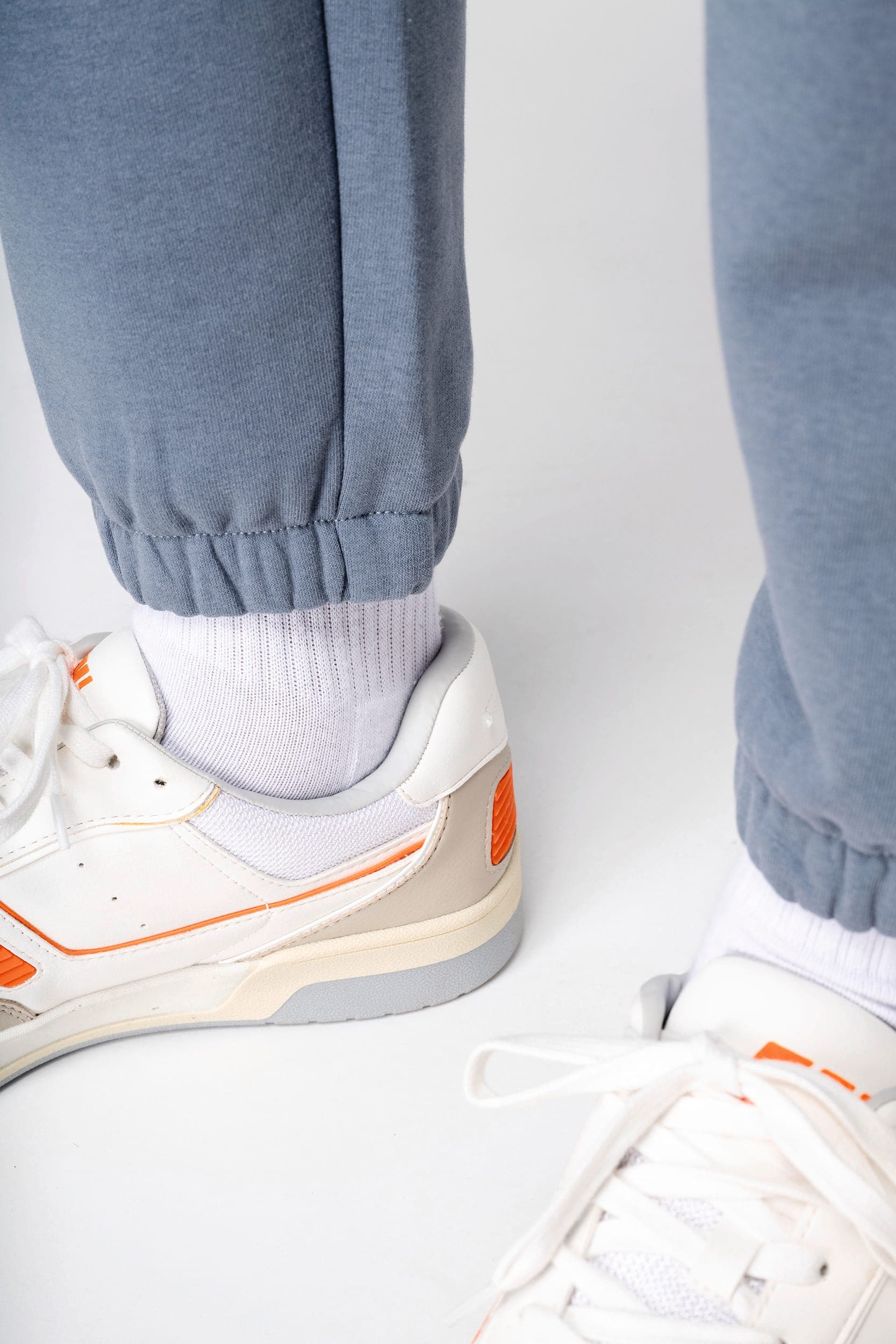 Pantalon de jogging écoresponsable femme en situation
