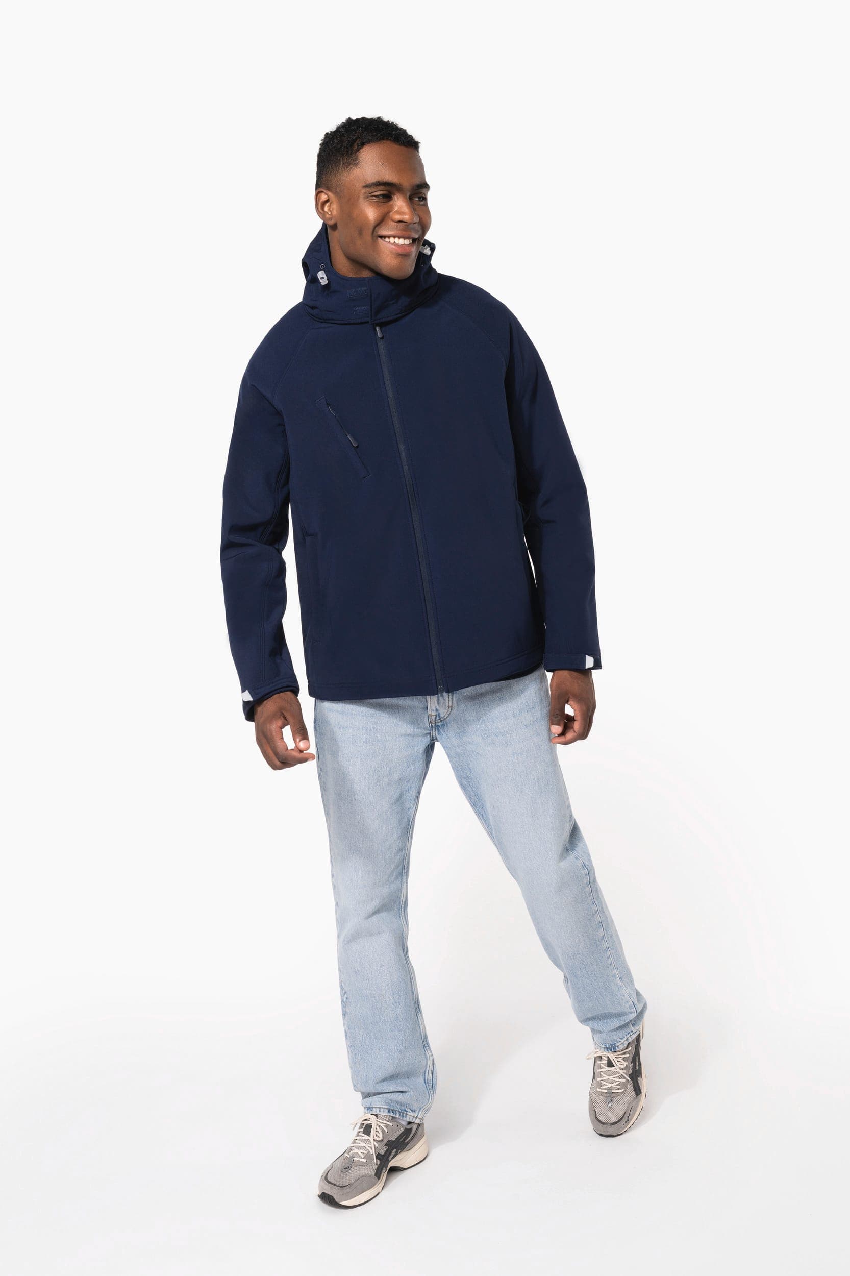 Veste softshell à capuche amovible homme en situation