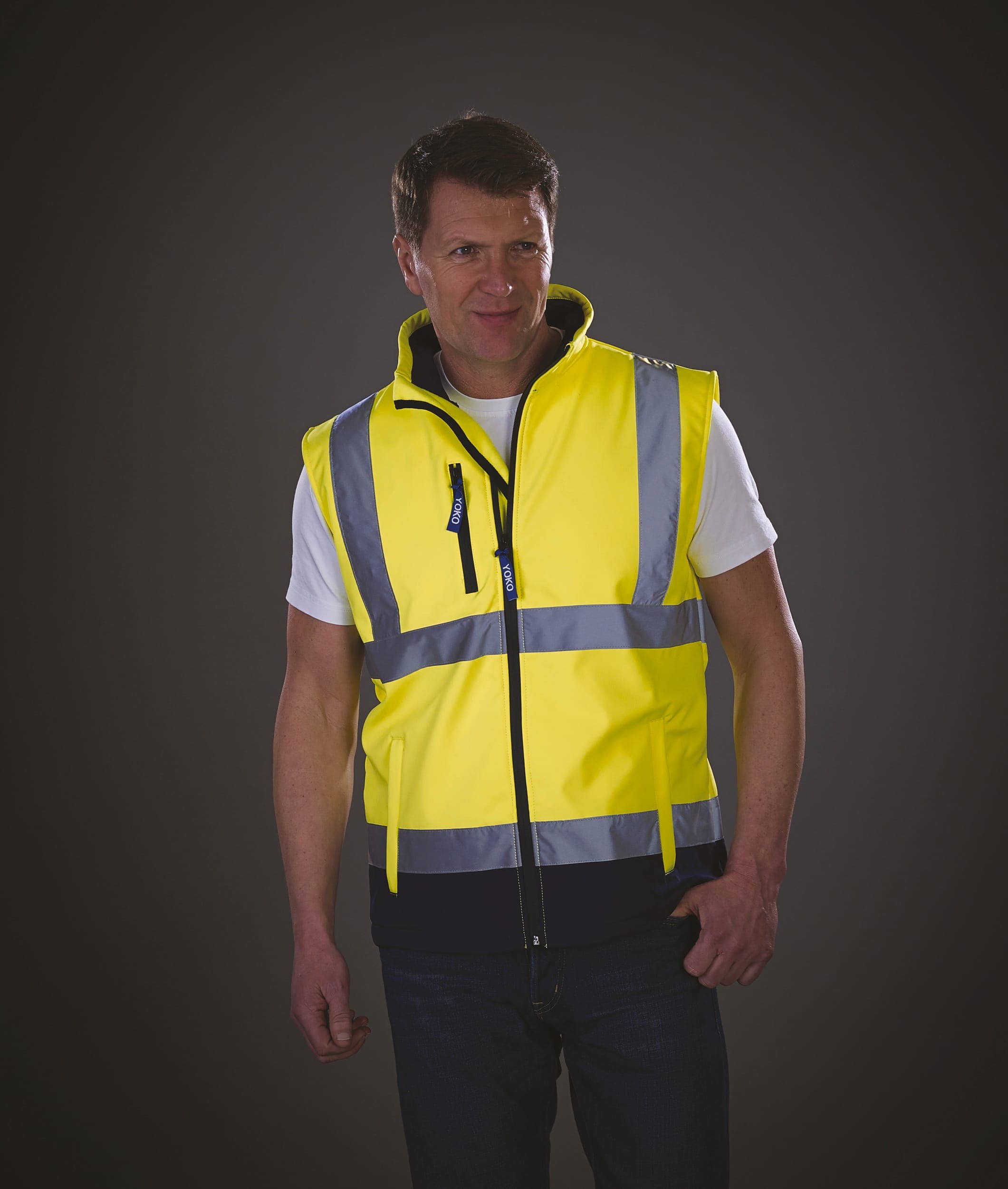 Bodywarmer softshell haute visibilité en situation