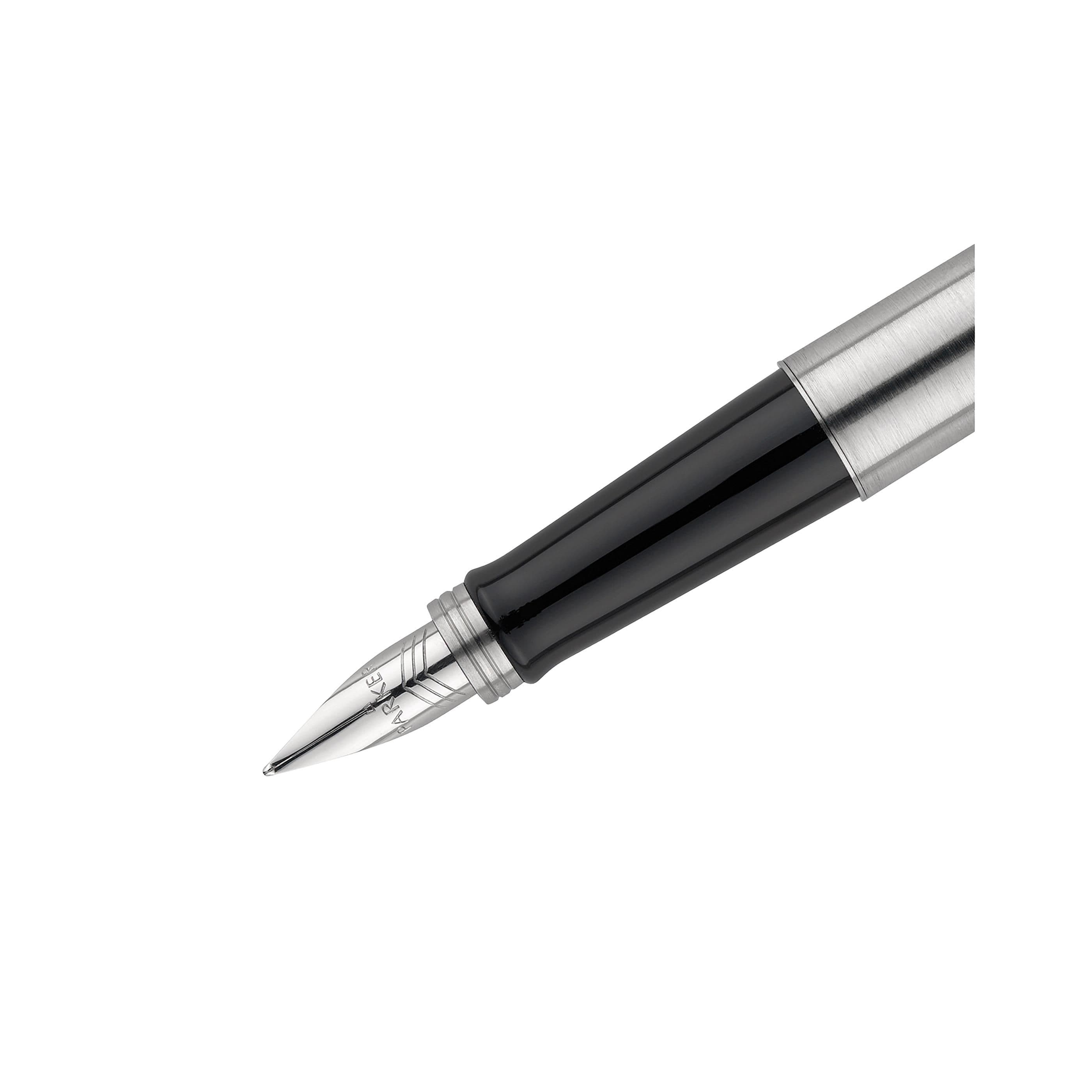 Stylo plume Parker Jotter Core | Acier inoxydable en situation