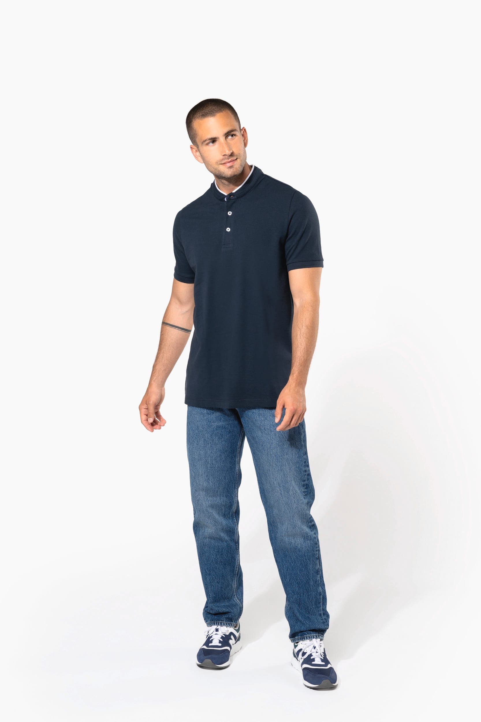 Polo col mao manches courtes homme en situation