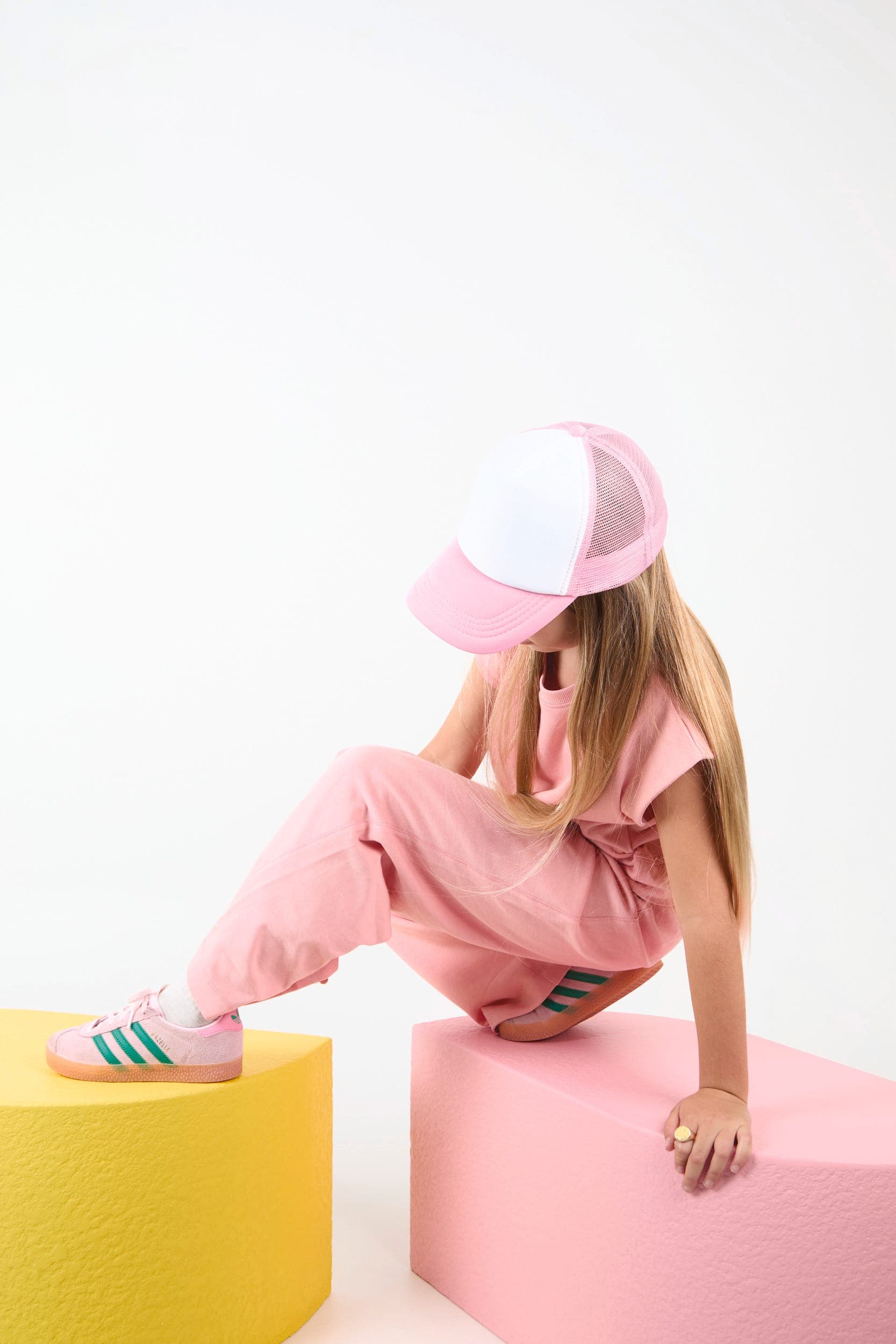 Casquette trucker enfant - 5 panneaux en situation