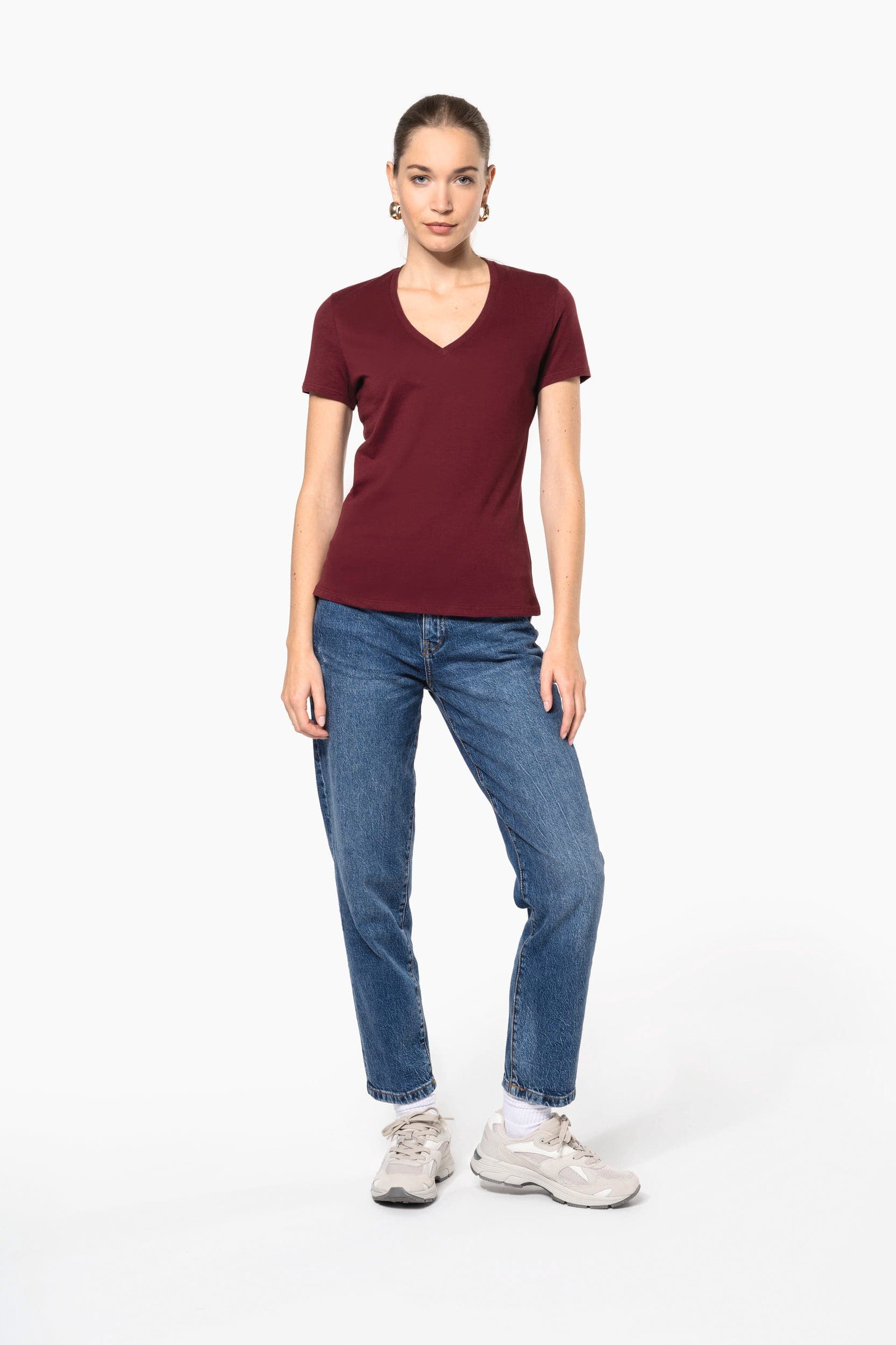 T-shirt BIO150 IC col V femme en situation