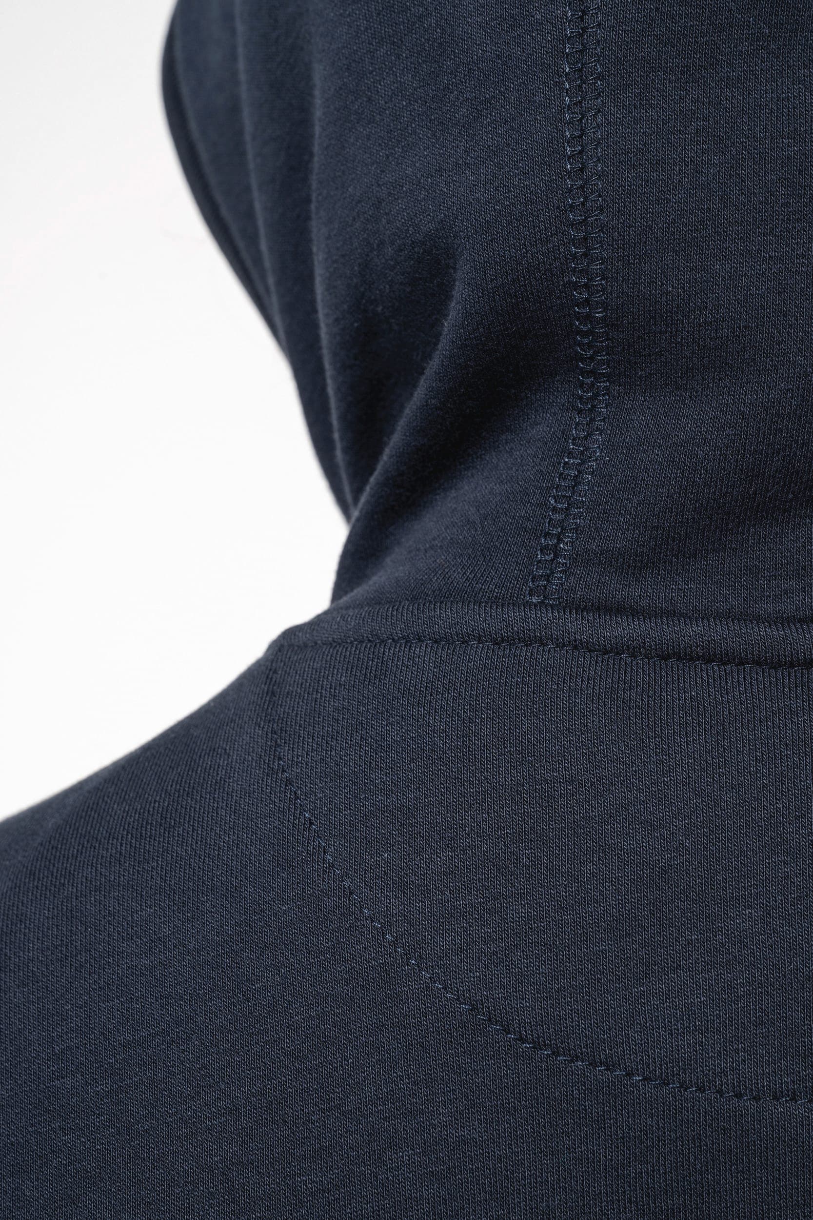 Sweat-shirt french terry écoresponsable à capuche unisexe en situation