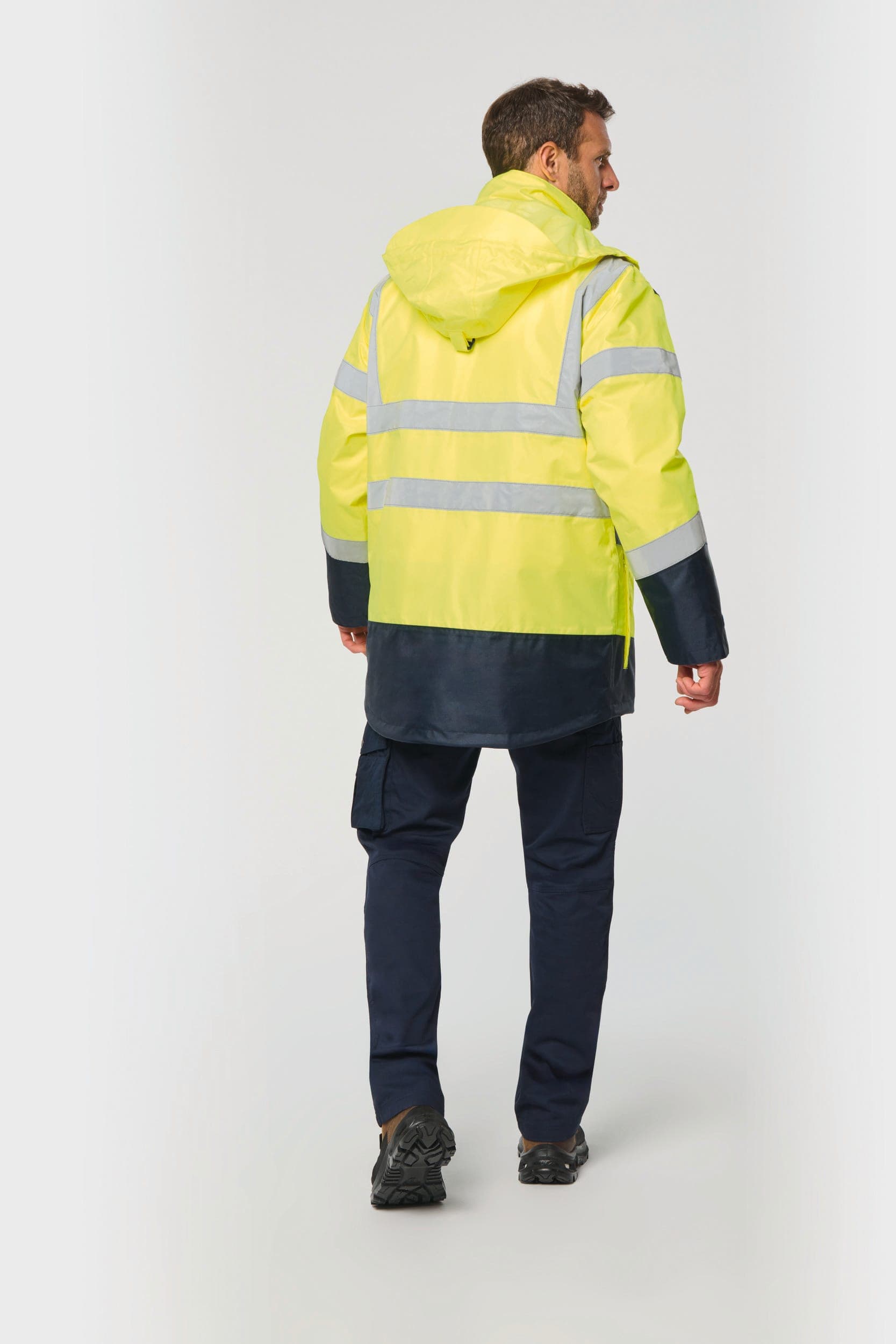 Parka de sécurité recyclée 4 en 1 unisexe en situation
