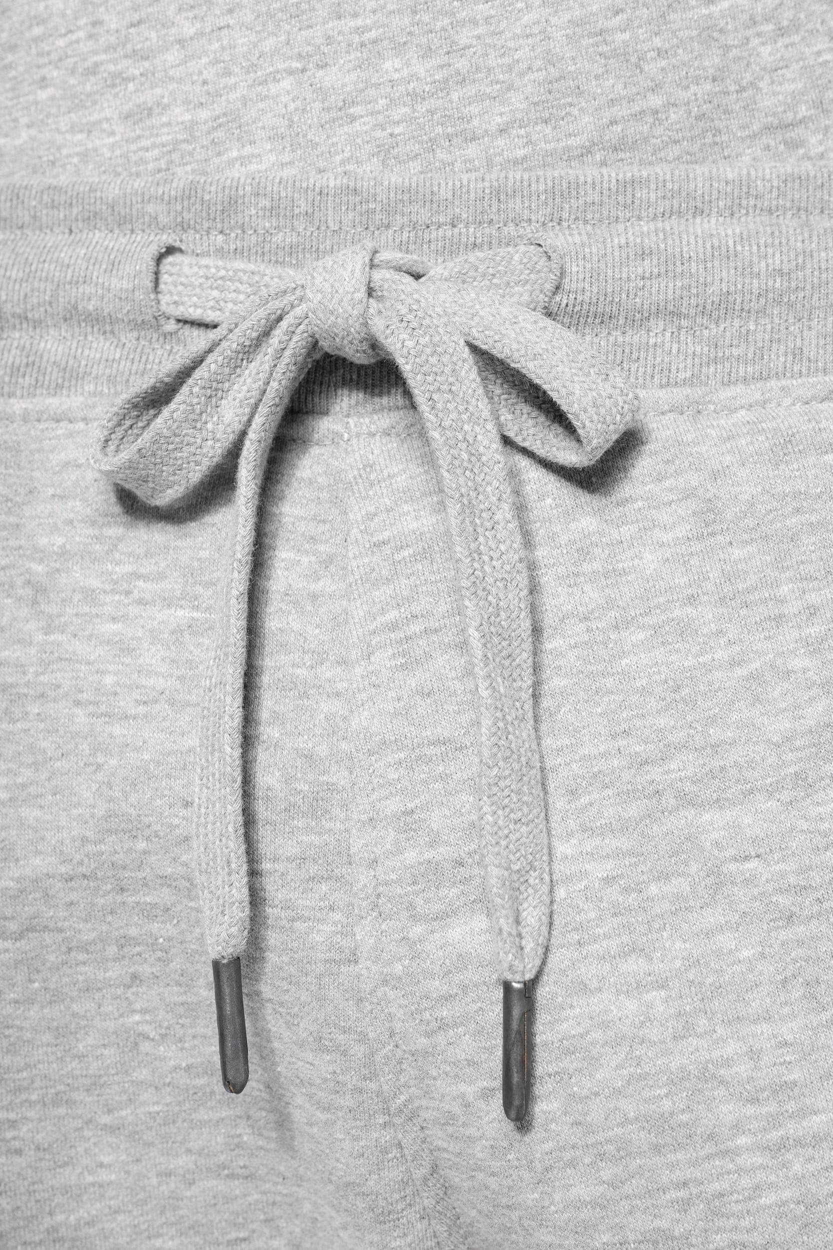 Pantalon molleton non gratté écoresponsable homme en situation