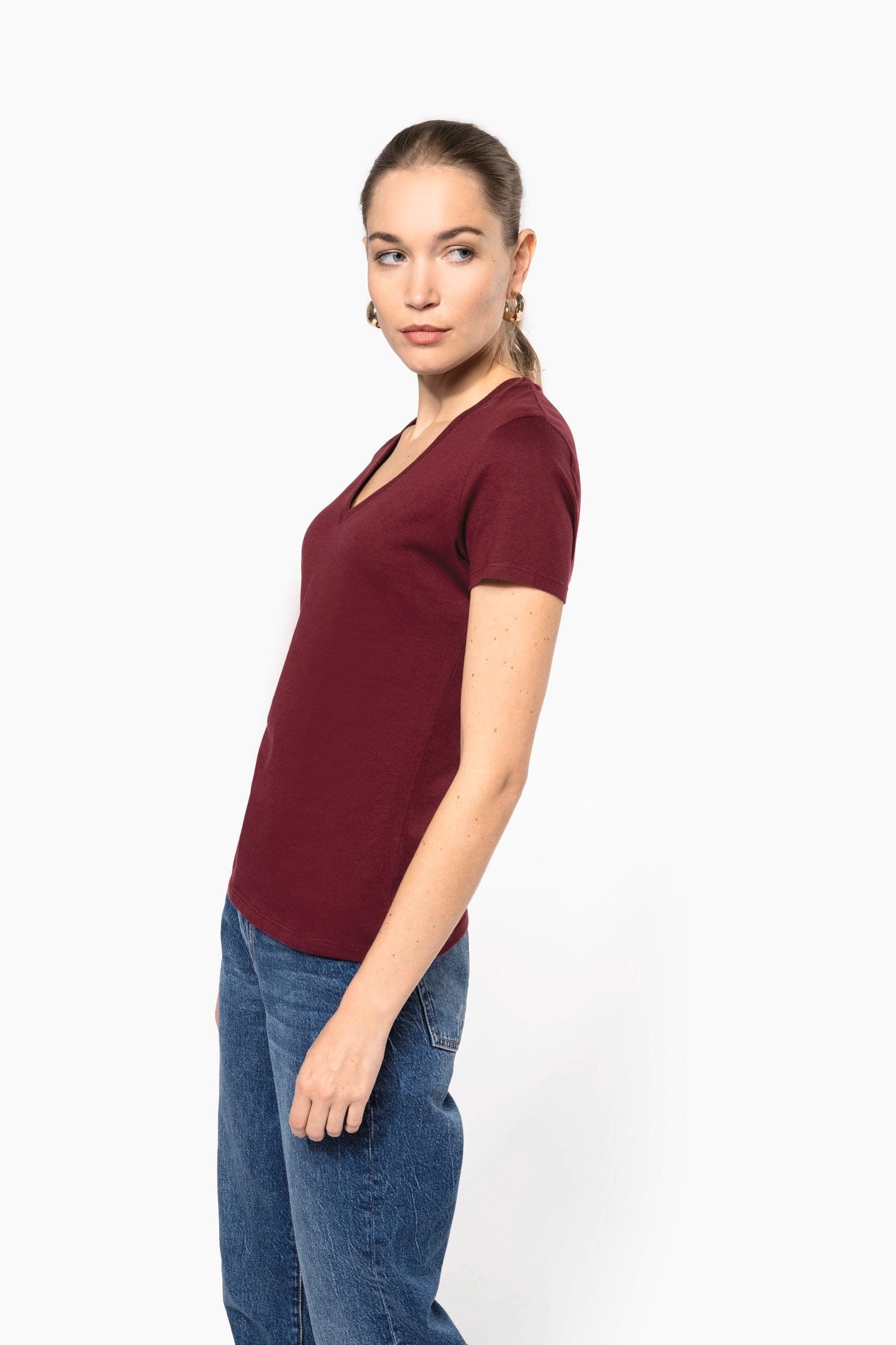 T-shirt BIO150 IC col V femme en situation
