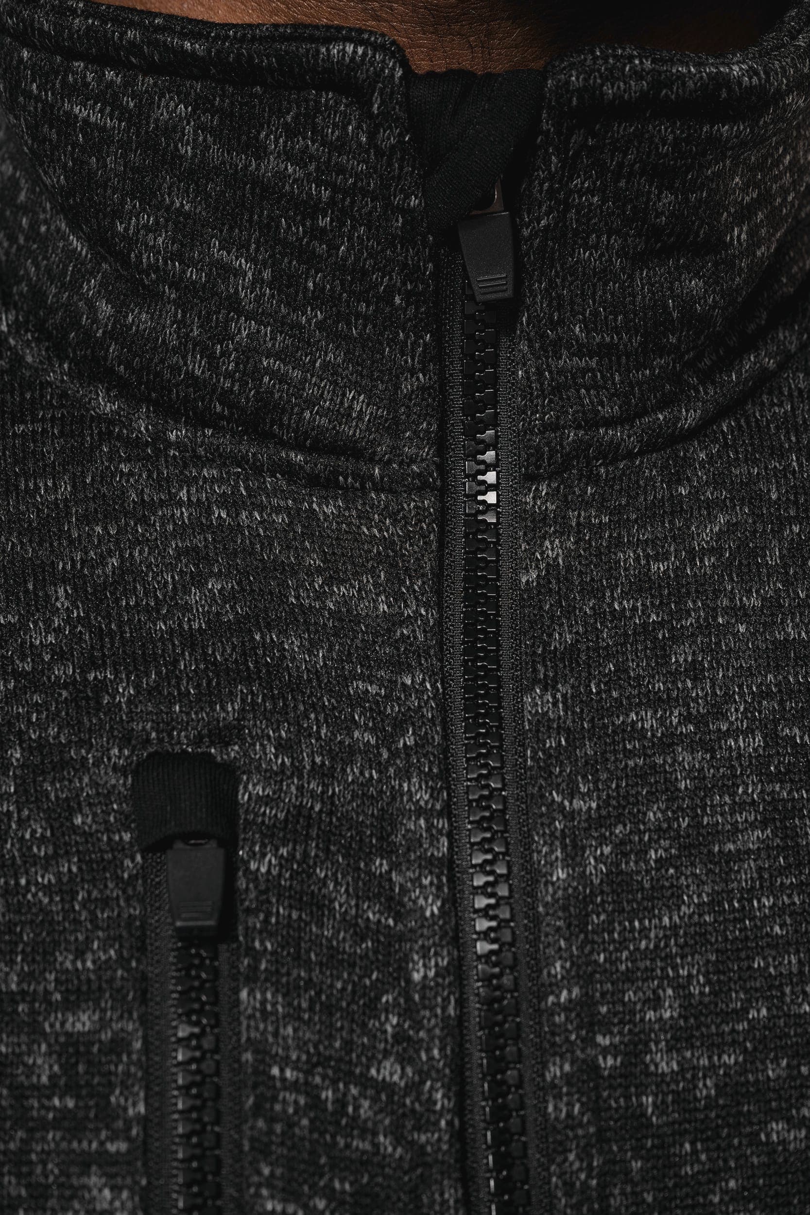 Veste zippée chinée homme en situation