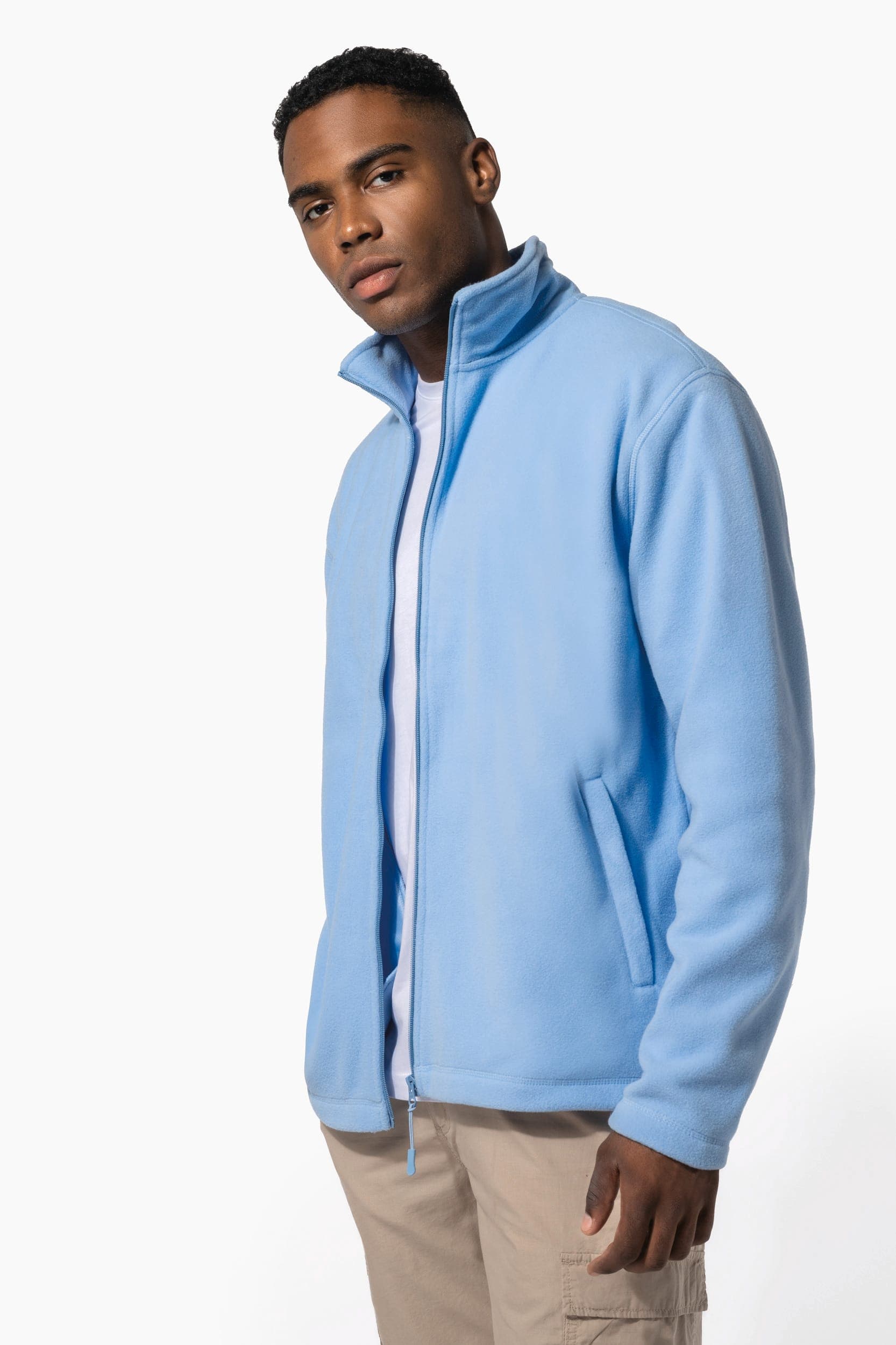 Veste micropolaire zippée homme en situation