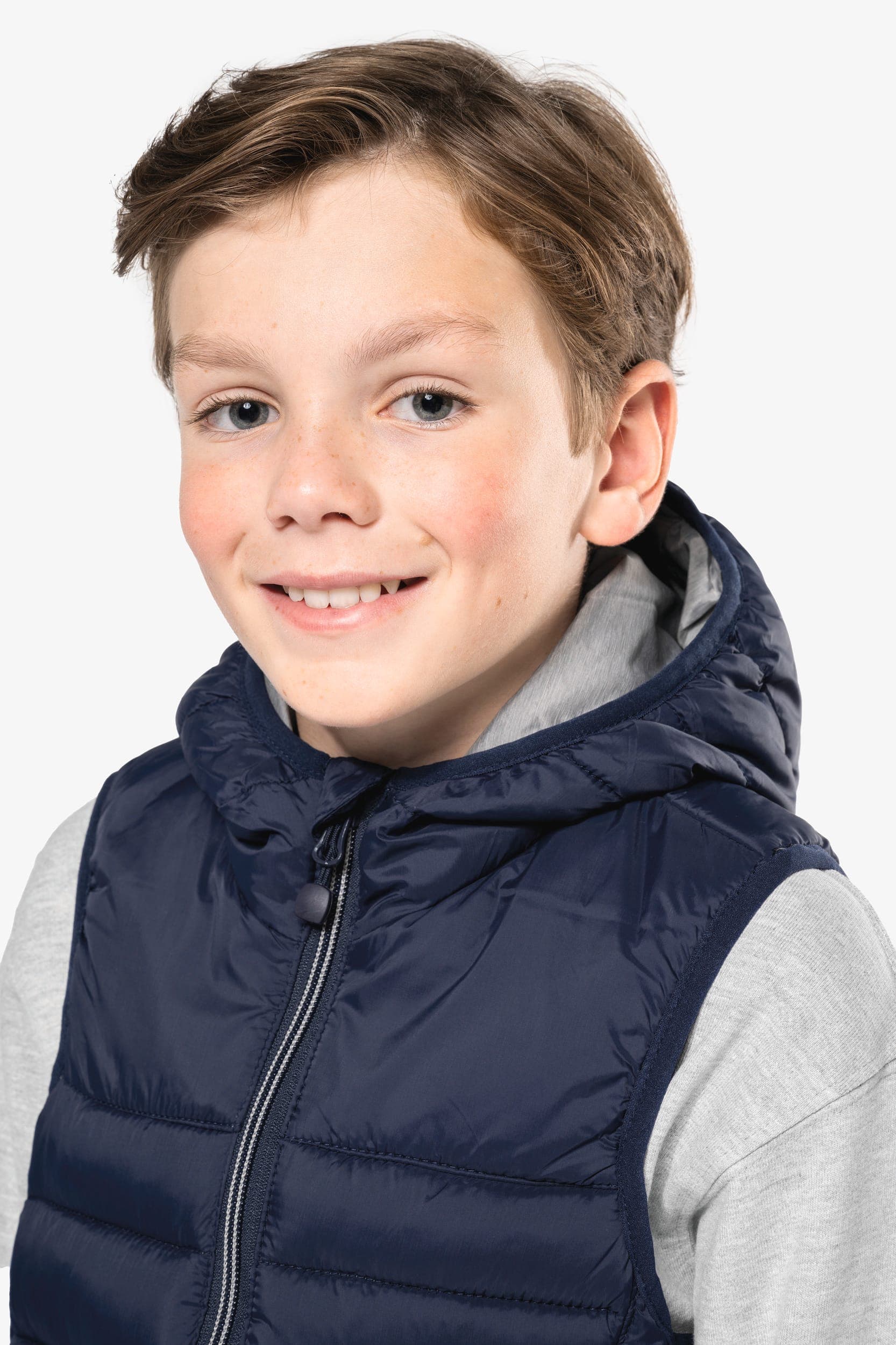 Bodywarmer à capuche enfant en situation