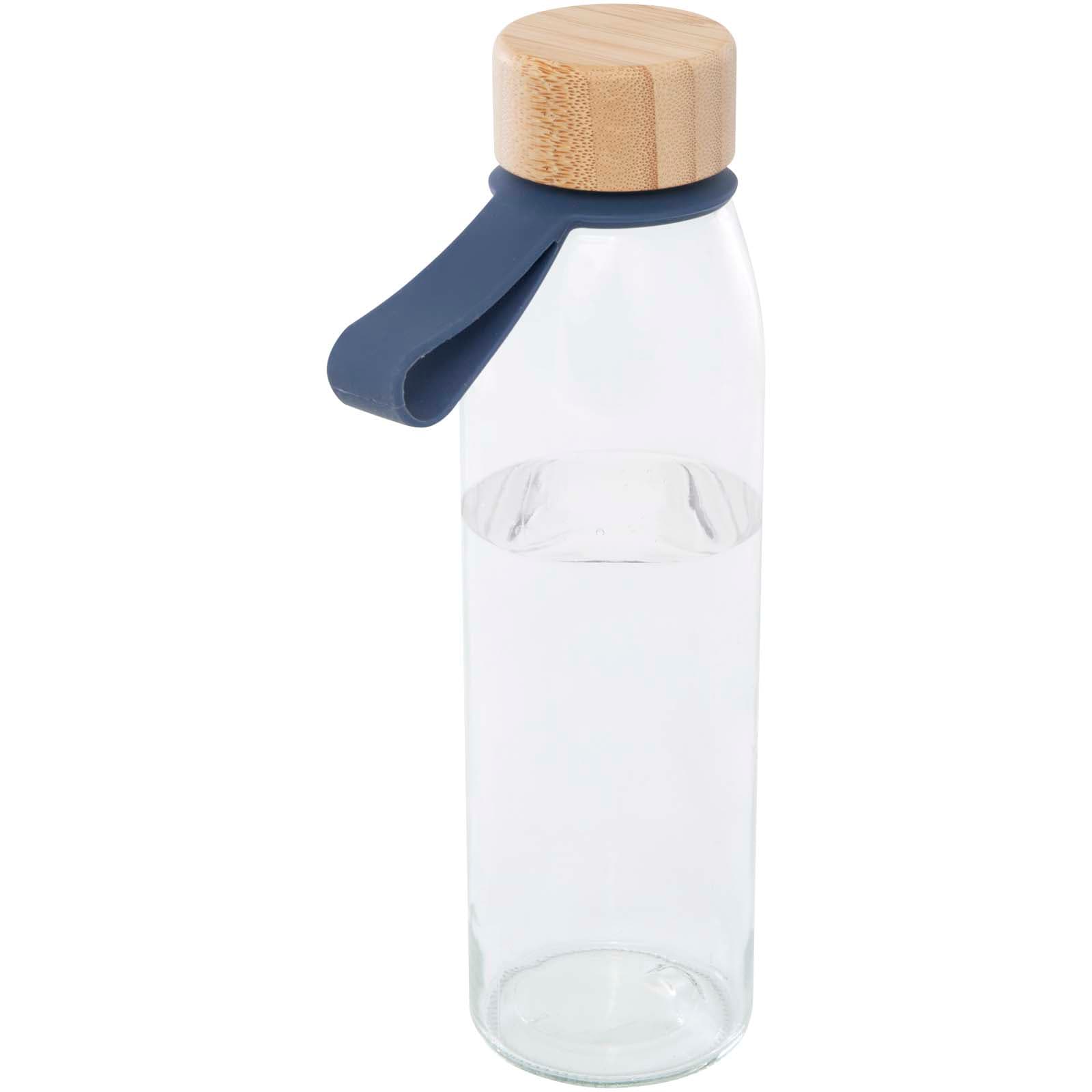 Bouteille d'eau en verre Porto de 500 ml avec poignée en silicone et couvercle en bambou  coloris Bleu océan